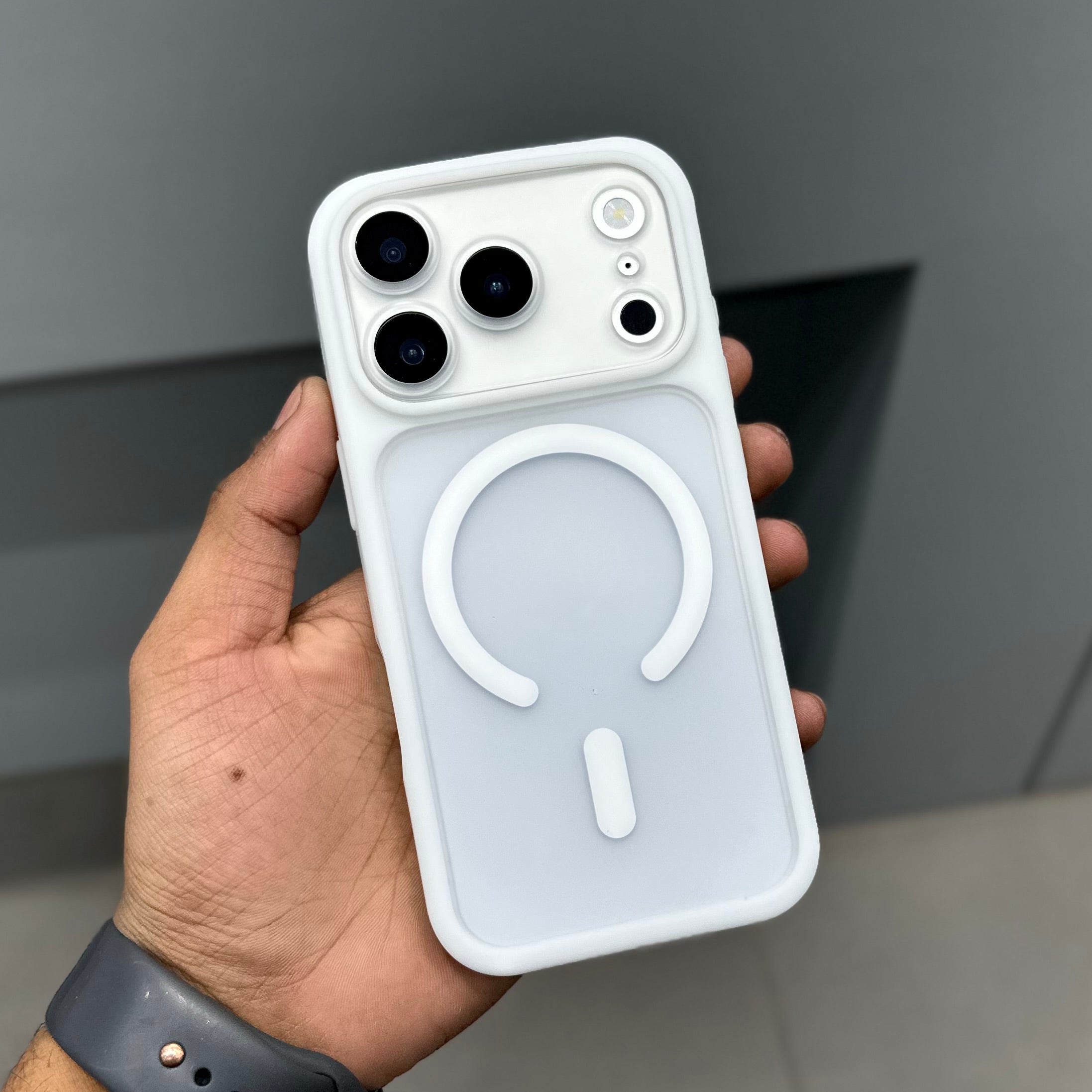 CMAQ FROST GUARD CASE - WHITE ( No. 3020 ) Mobile Case by CoverMeUp