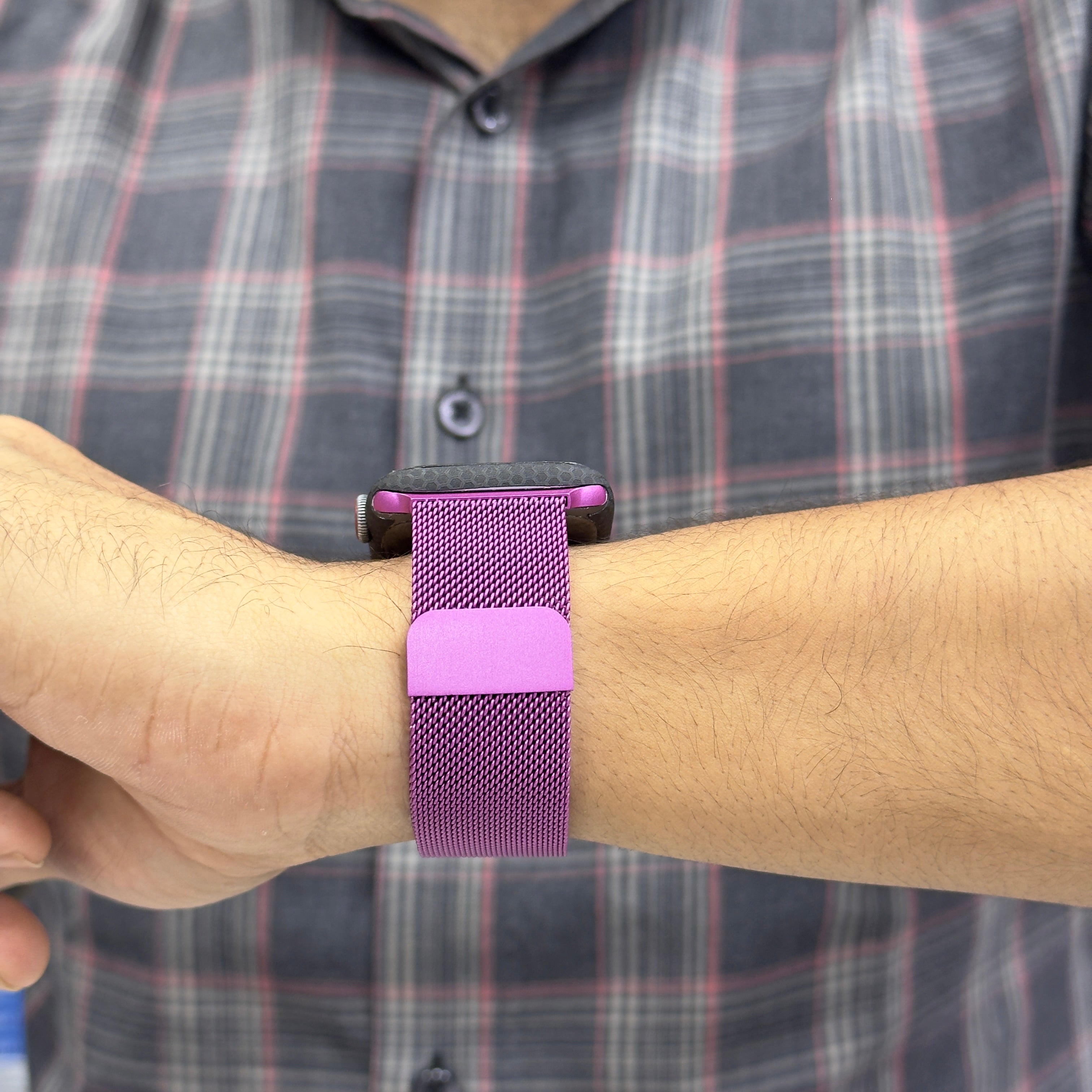 Magnetic Milanese Apple Watch Strap