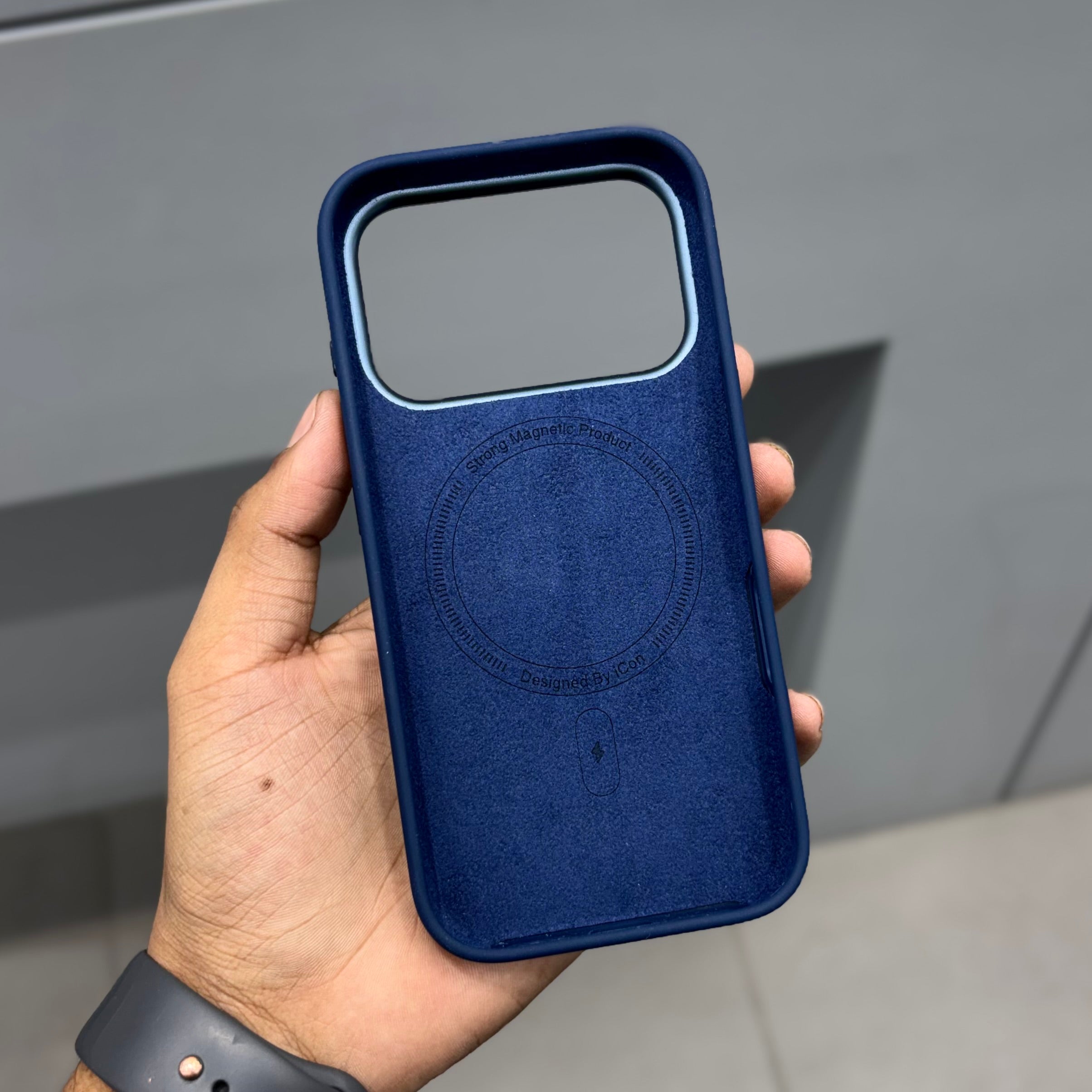 ICON GELIX SILICON CASE MAGSAFE - BLUE ( No. 2555 ) Mobile Case by CoverMeUp - Style 4