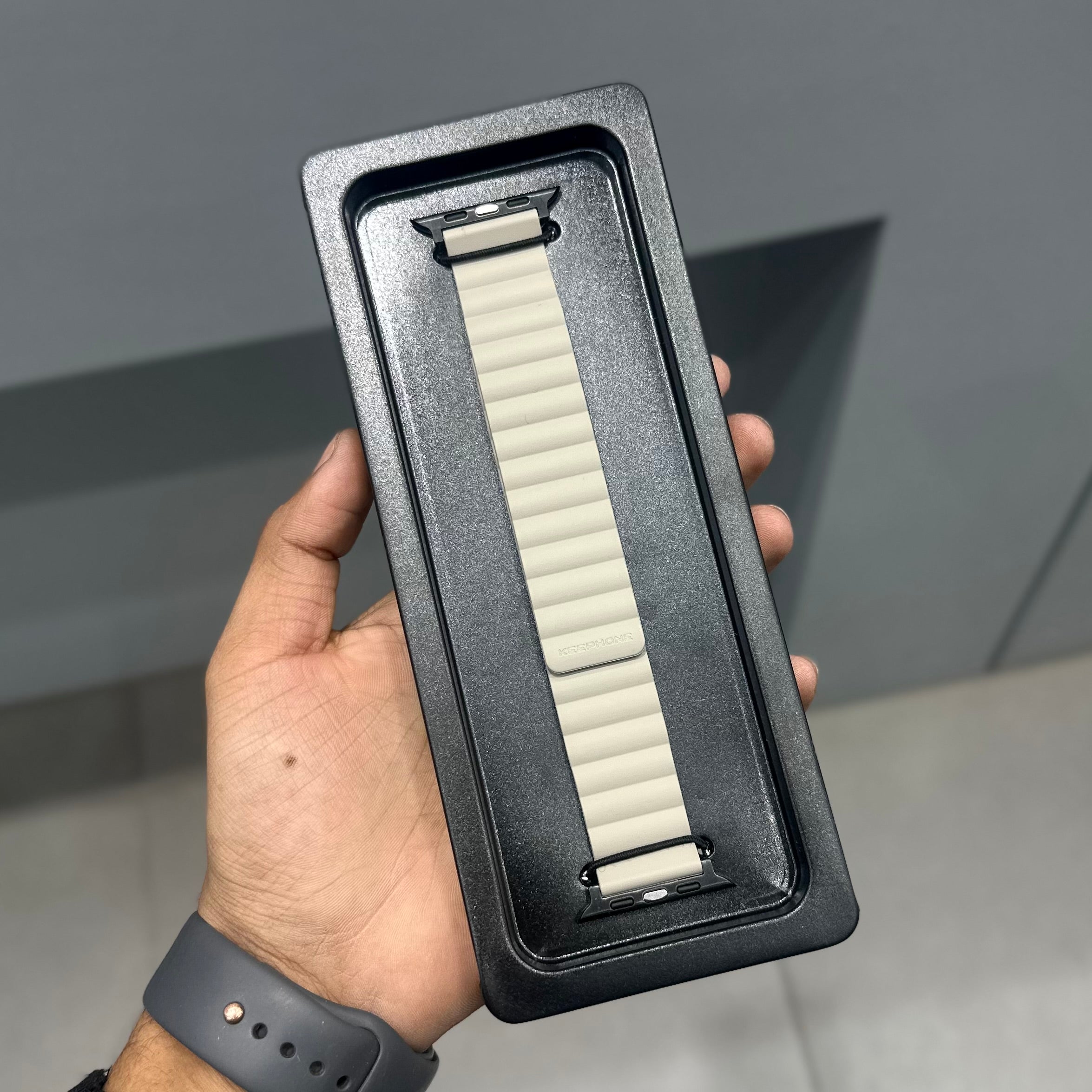 KEEPHONE DUAL MAG - GREEN BEIGE ( No. 2893 ) Mobile Case by CoverMeUp - Style 2
