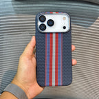 Protective Apple iPhone Back Cover - Carbonique MagSafe iPhone 17 Pro Case