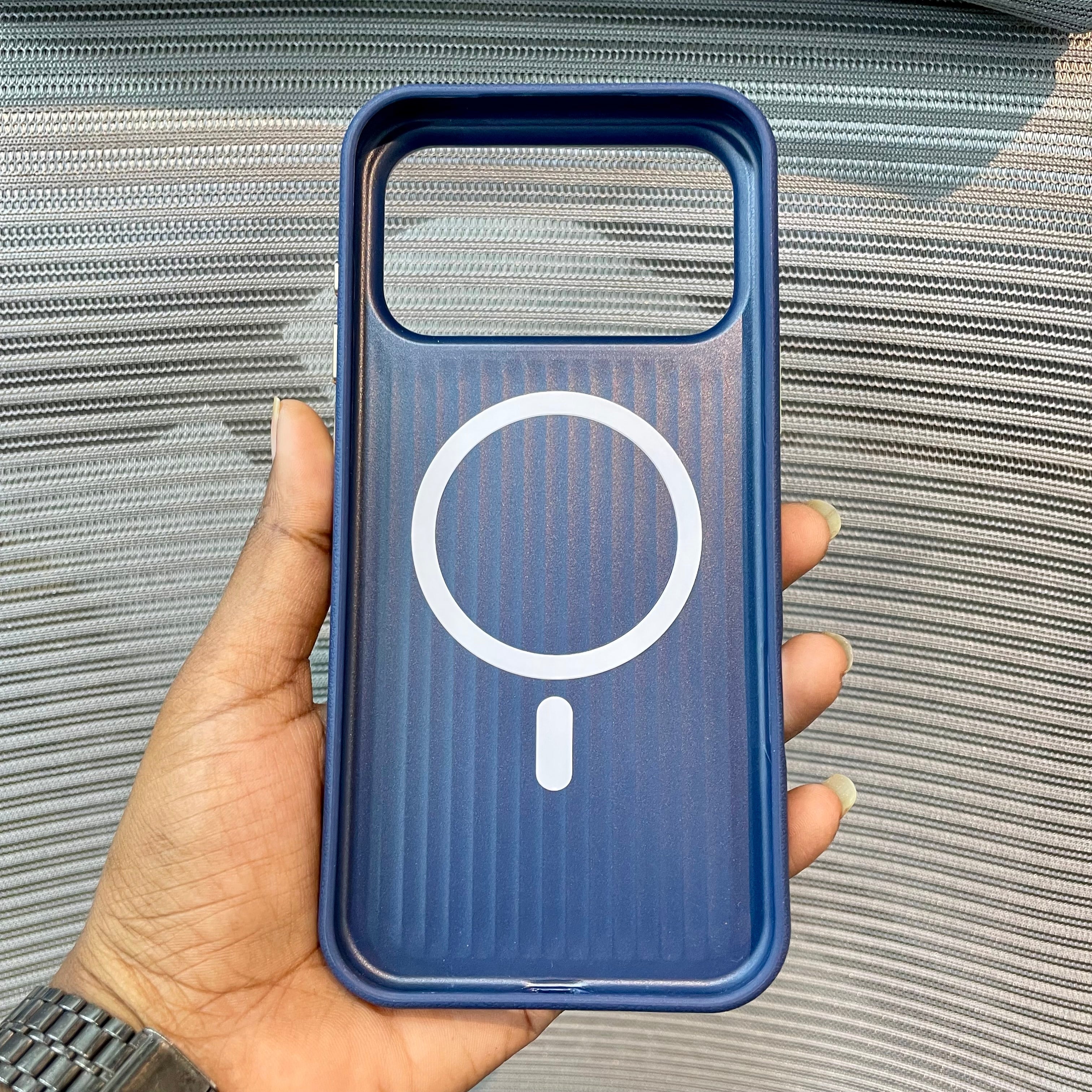 DualTone With WoodÉlite iPhone 17 Pro Max Case