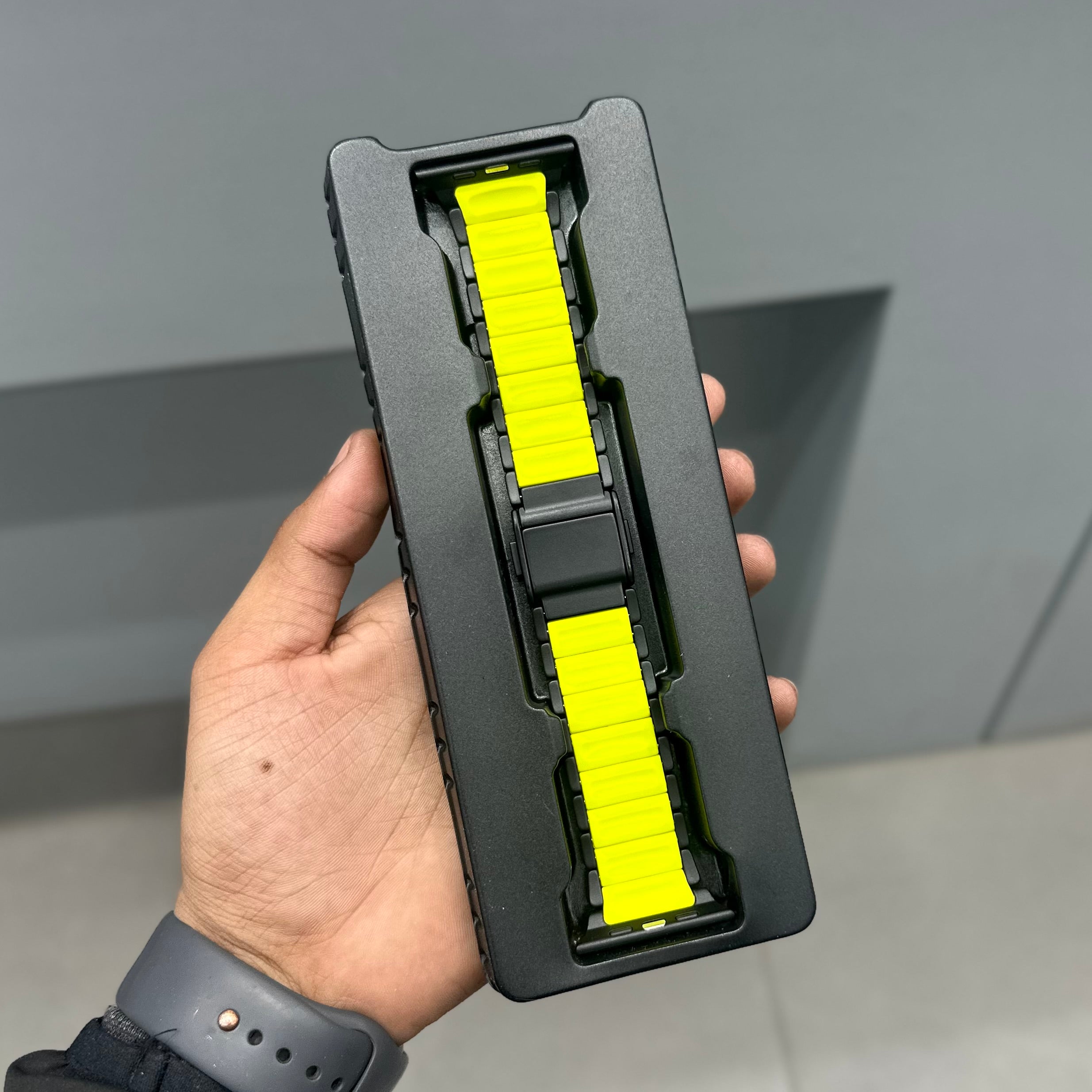 VORTEX METAL LINK STRAP - BLACK GREEN ( No. 2950 ) Mobile Case by CoverMeUp - Style 2