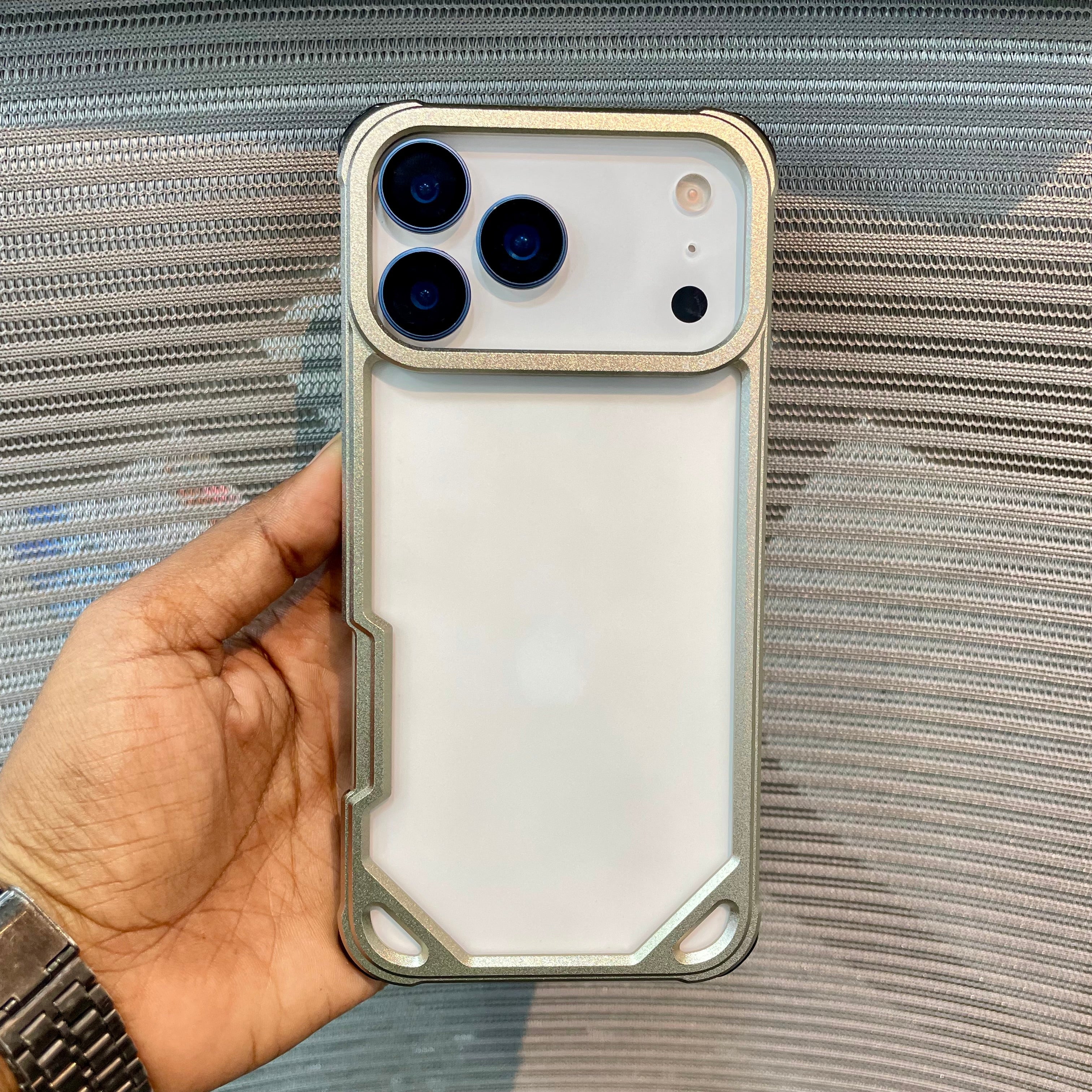 MetalGuard Bumper iPhone 17 Pro Max Case