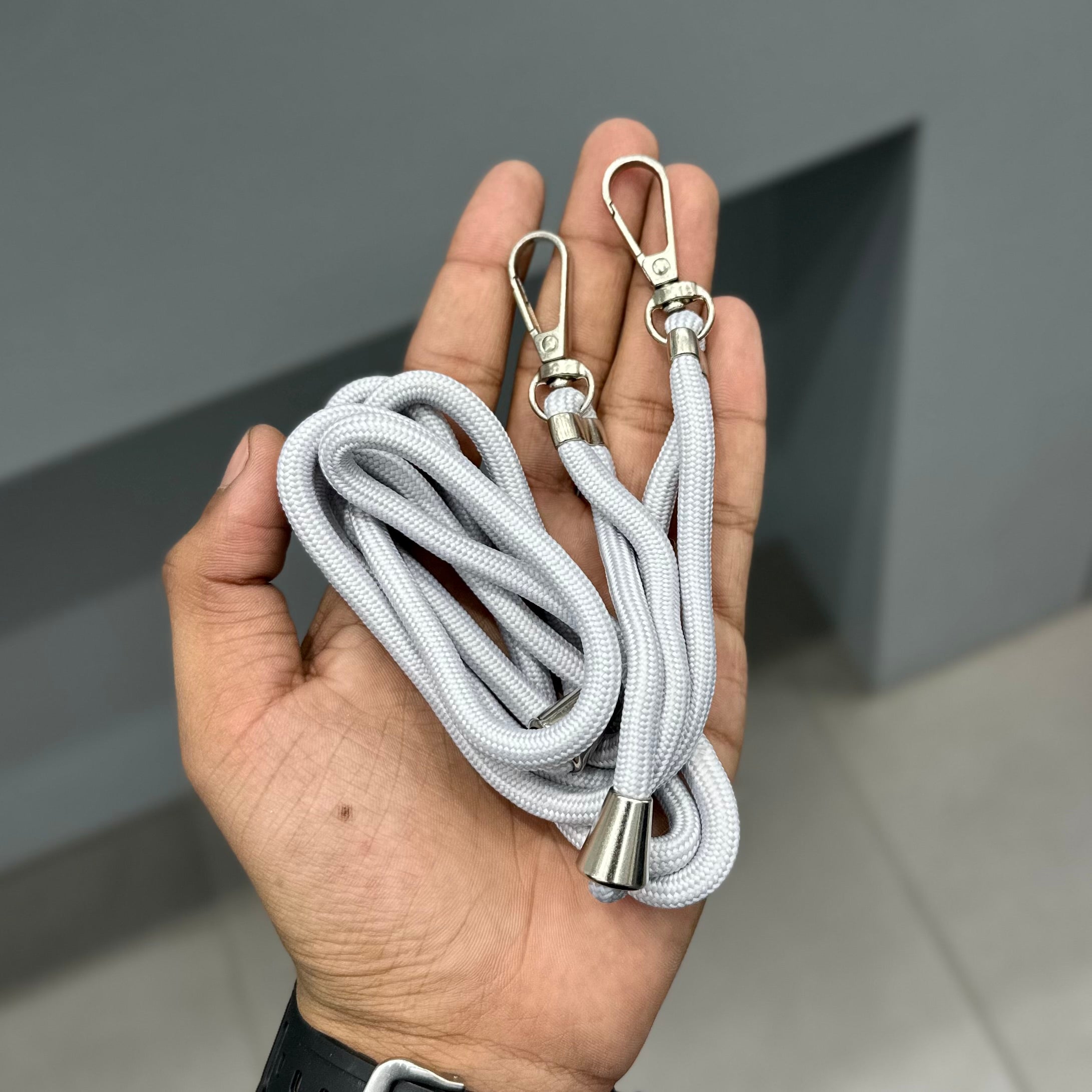 TRANZO BC 01 DETA CHABLE HOOK MAGSAFE CASE - GREY ( No. 2755 )