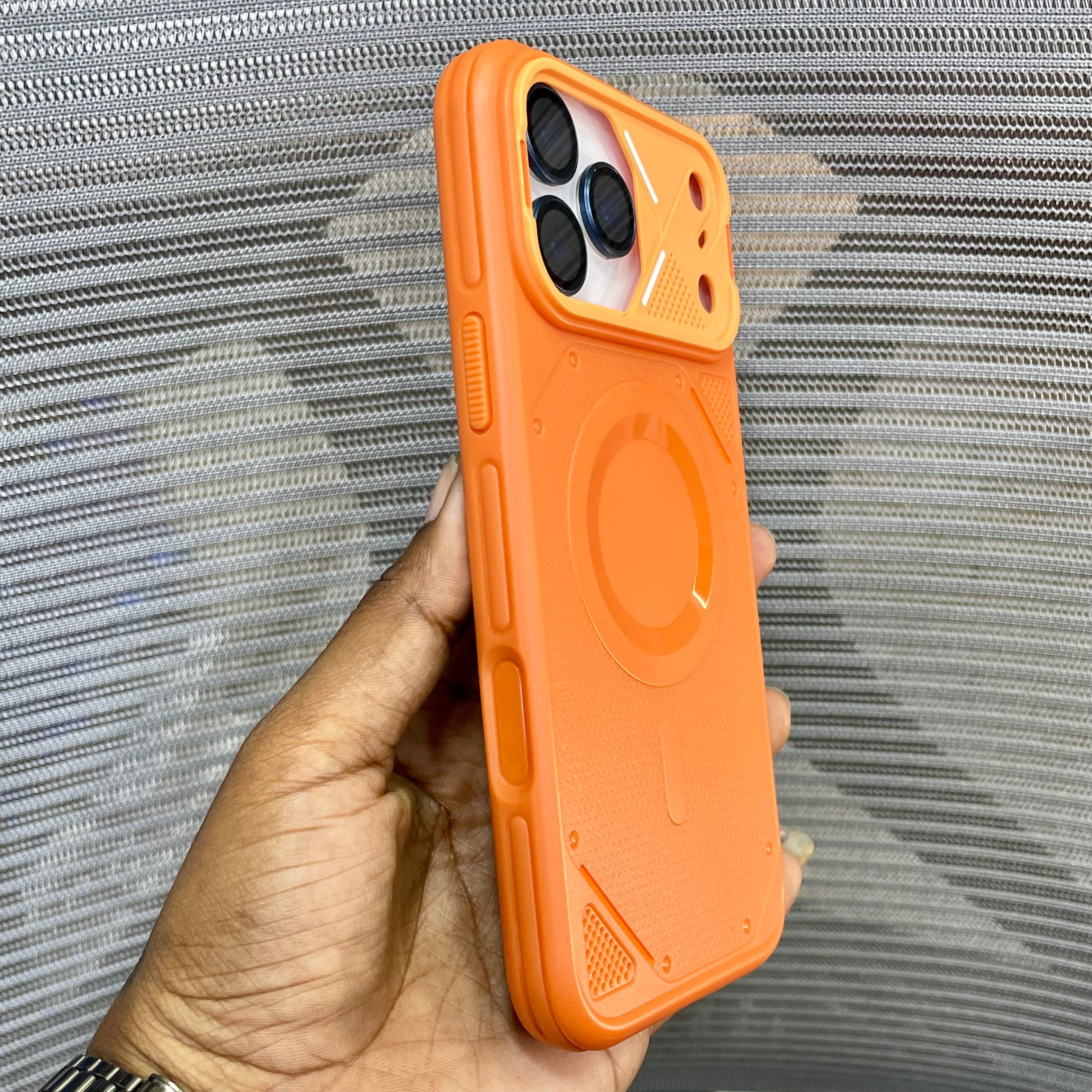 NeoGuard MagSafe Converter iPhone 17 Pro Max Case