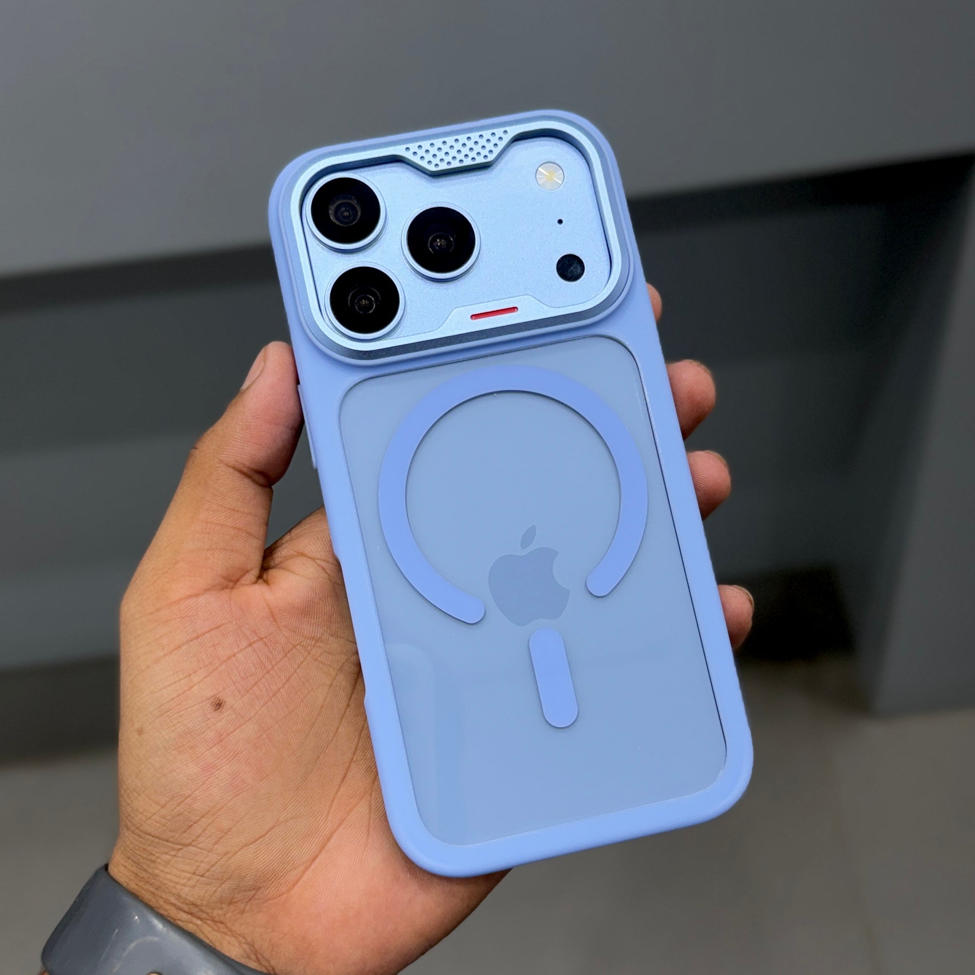 CMAQ AEGIS MAGSAFE CASE - SKY BLUE ( No. 3863 )
