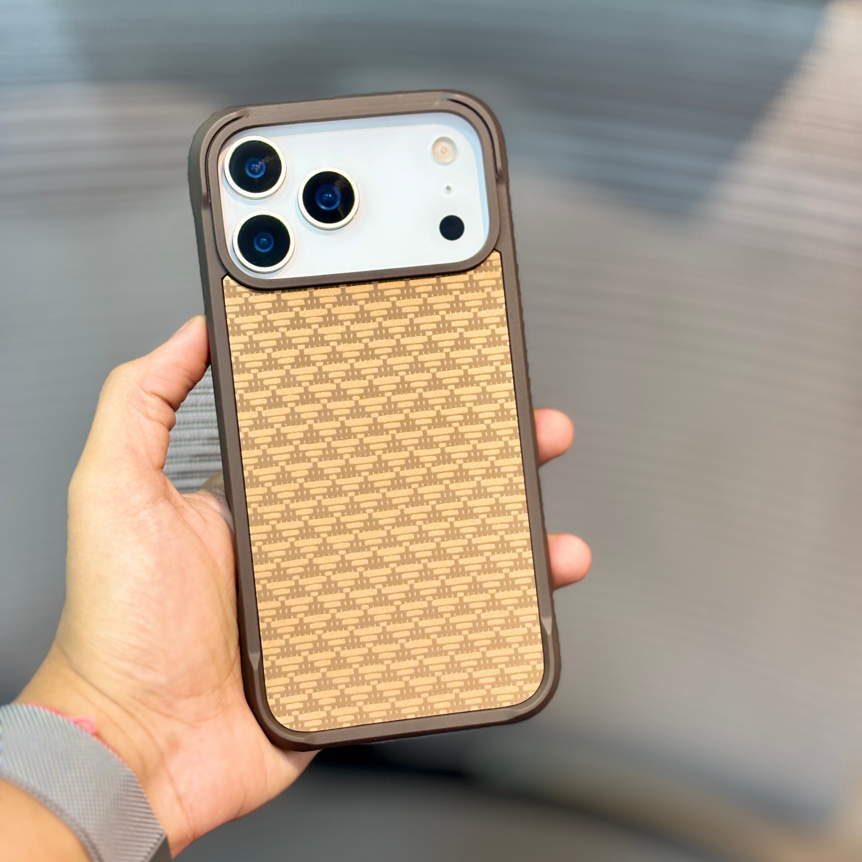 Protective Apple iPhone Back Cover - BronzeFiber MagSafe iPhone 16 Series Case