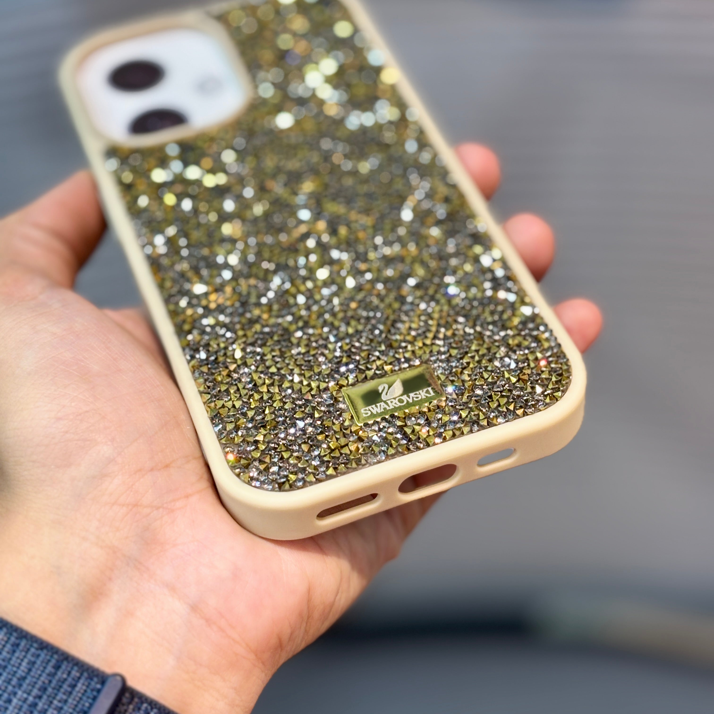 Protective Apple iPhone Back Cover - GleamLuxe Bling iPhone 17 Case - Style 4