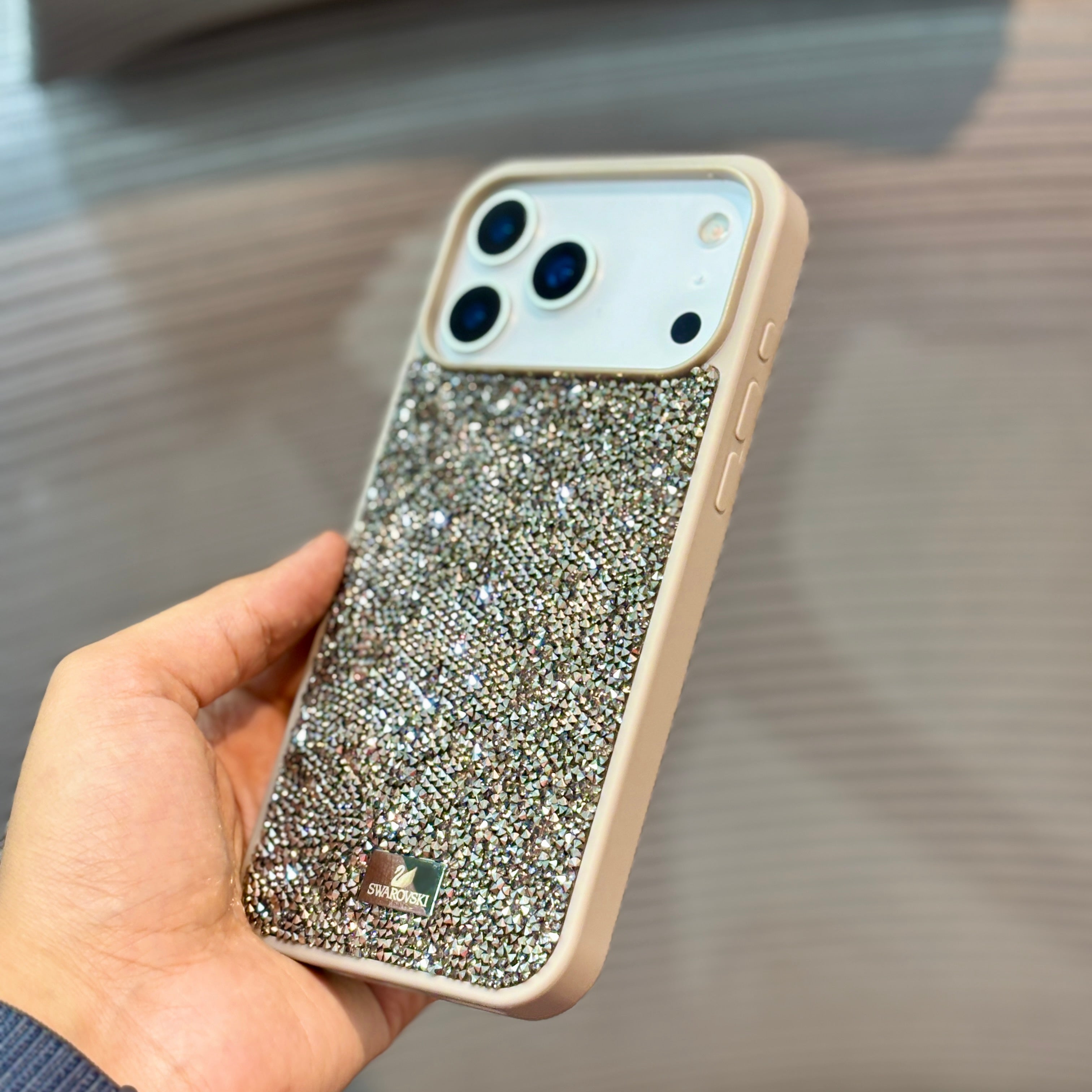 Protective Apple iPhone Back Cover - GleamLuxe Bling iPhone 17 Pro Max Case - Style 3