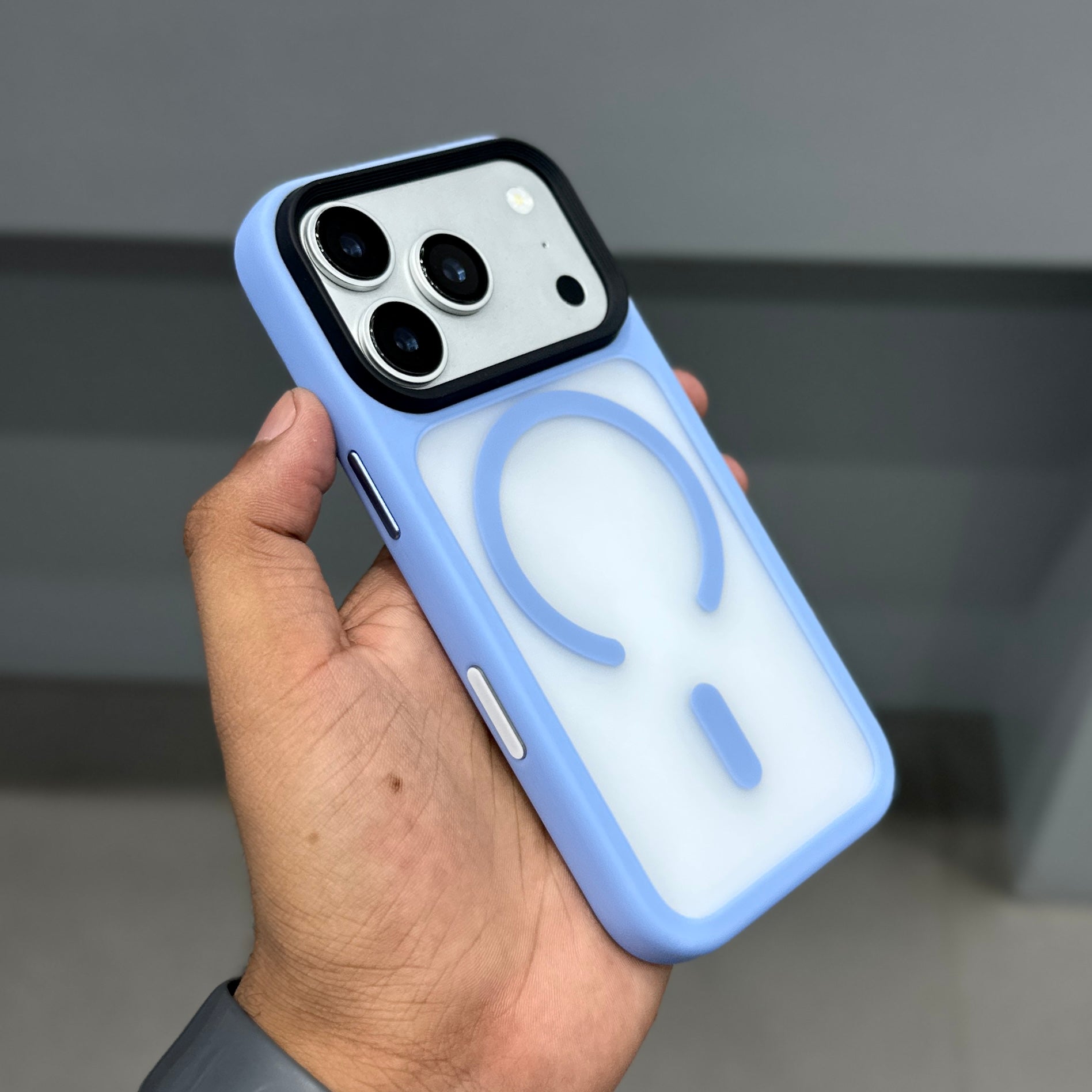 NY E CLASS FROSTED MAGSAFE CASE - LAVENDER BLUE ( No. 3830 )