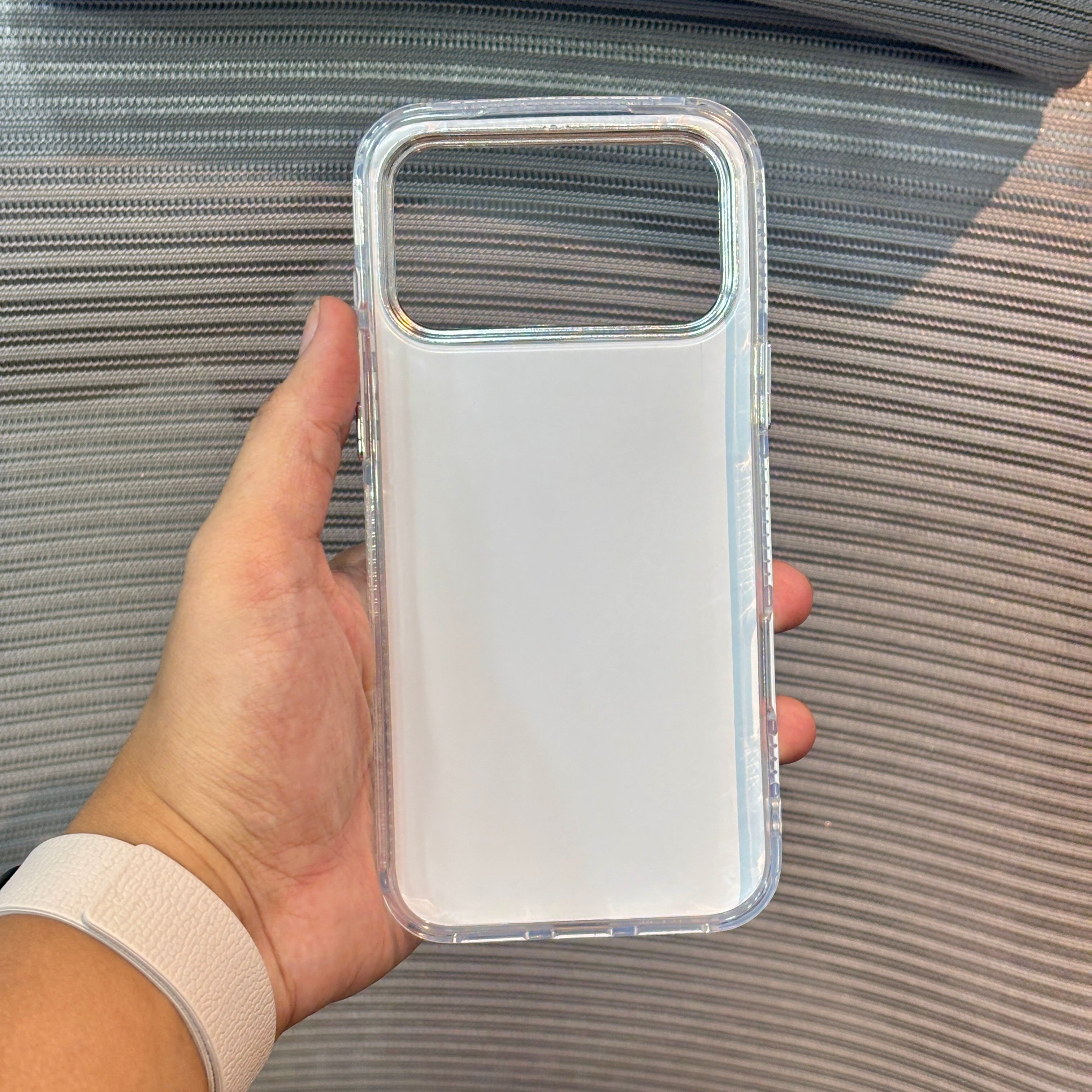 MarbleMuse Glitter iPhone 17 Series Case