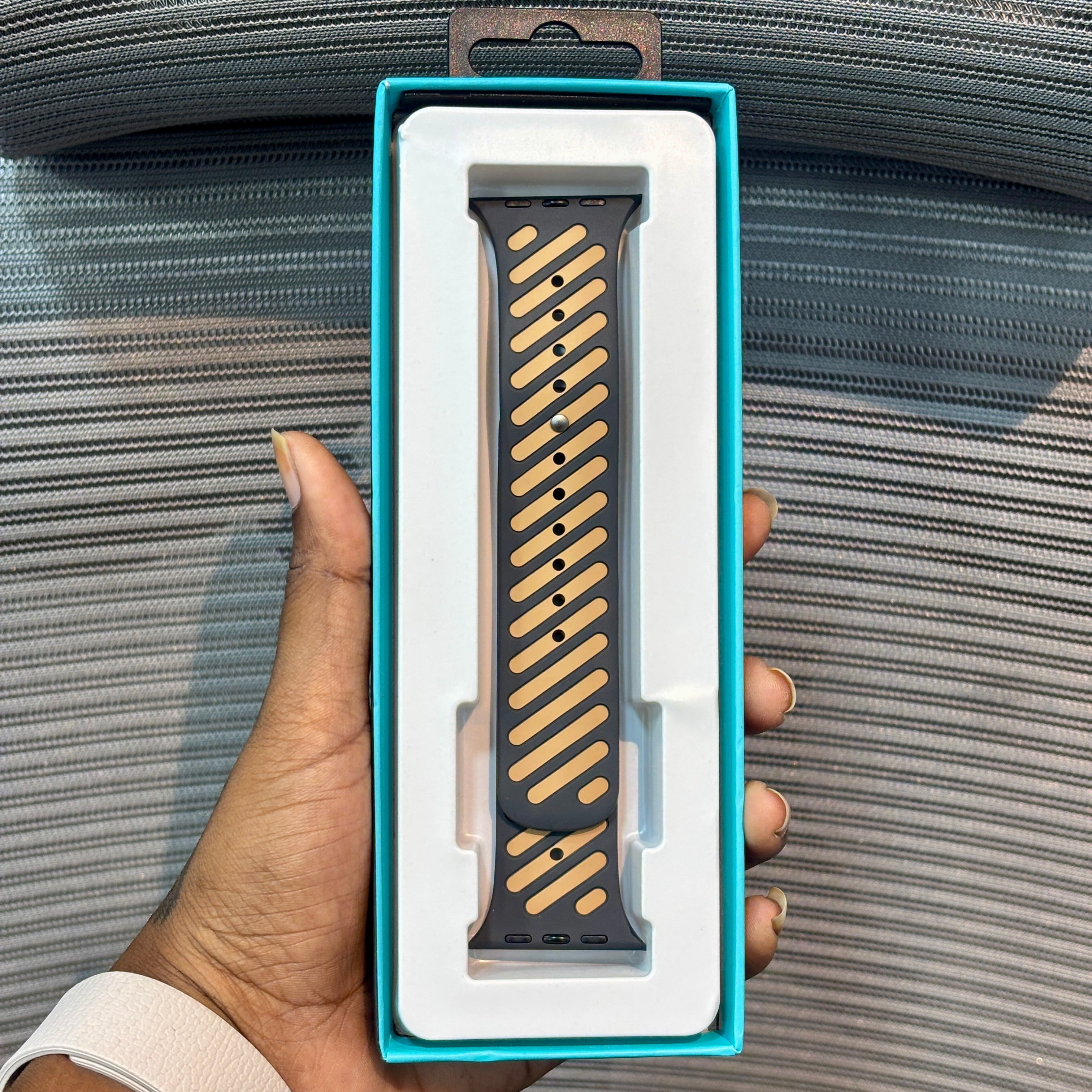 MagnaFlex Silicone Apple Watch Strap