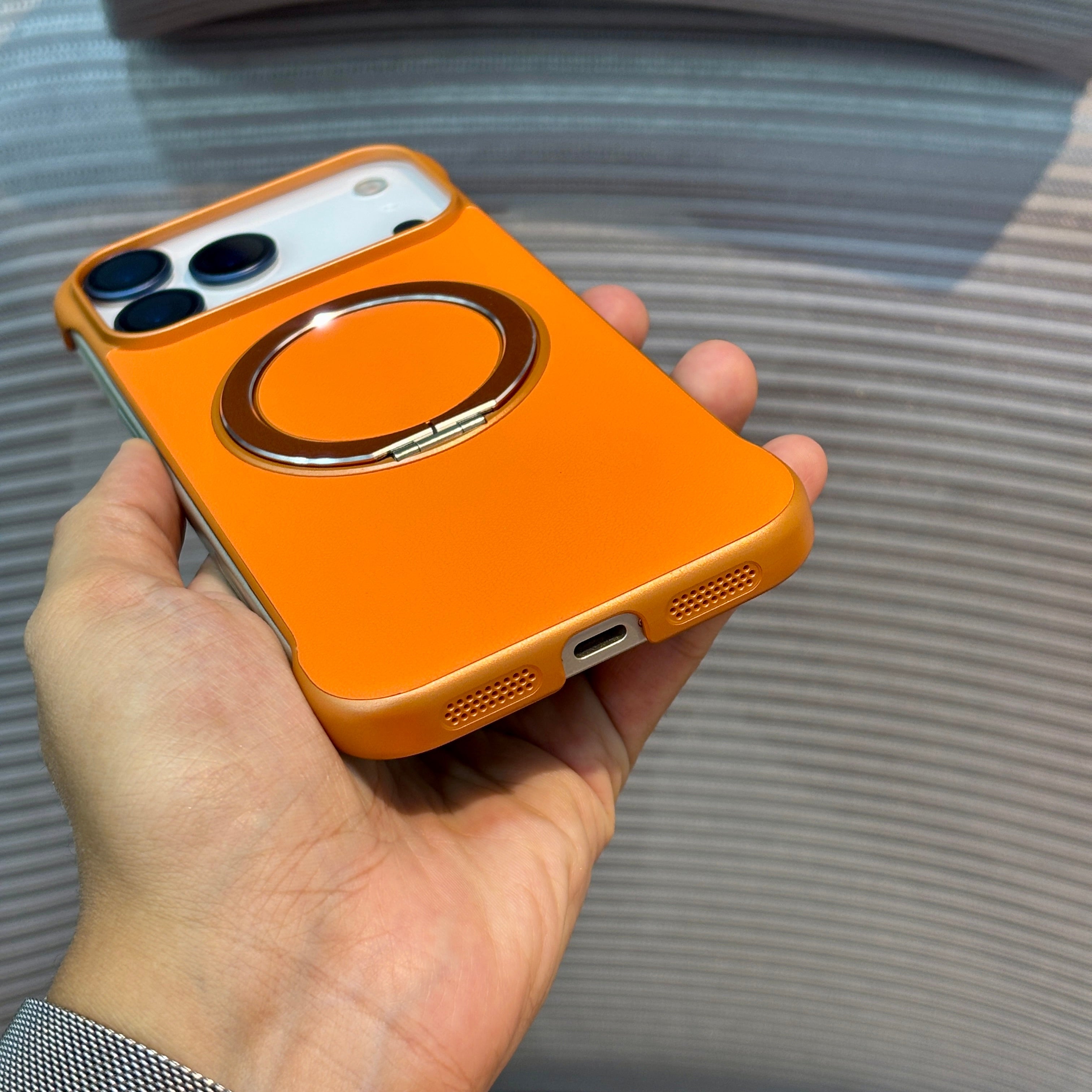 Axis Stand MagSafe iPhone 17 Series Case