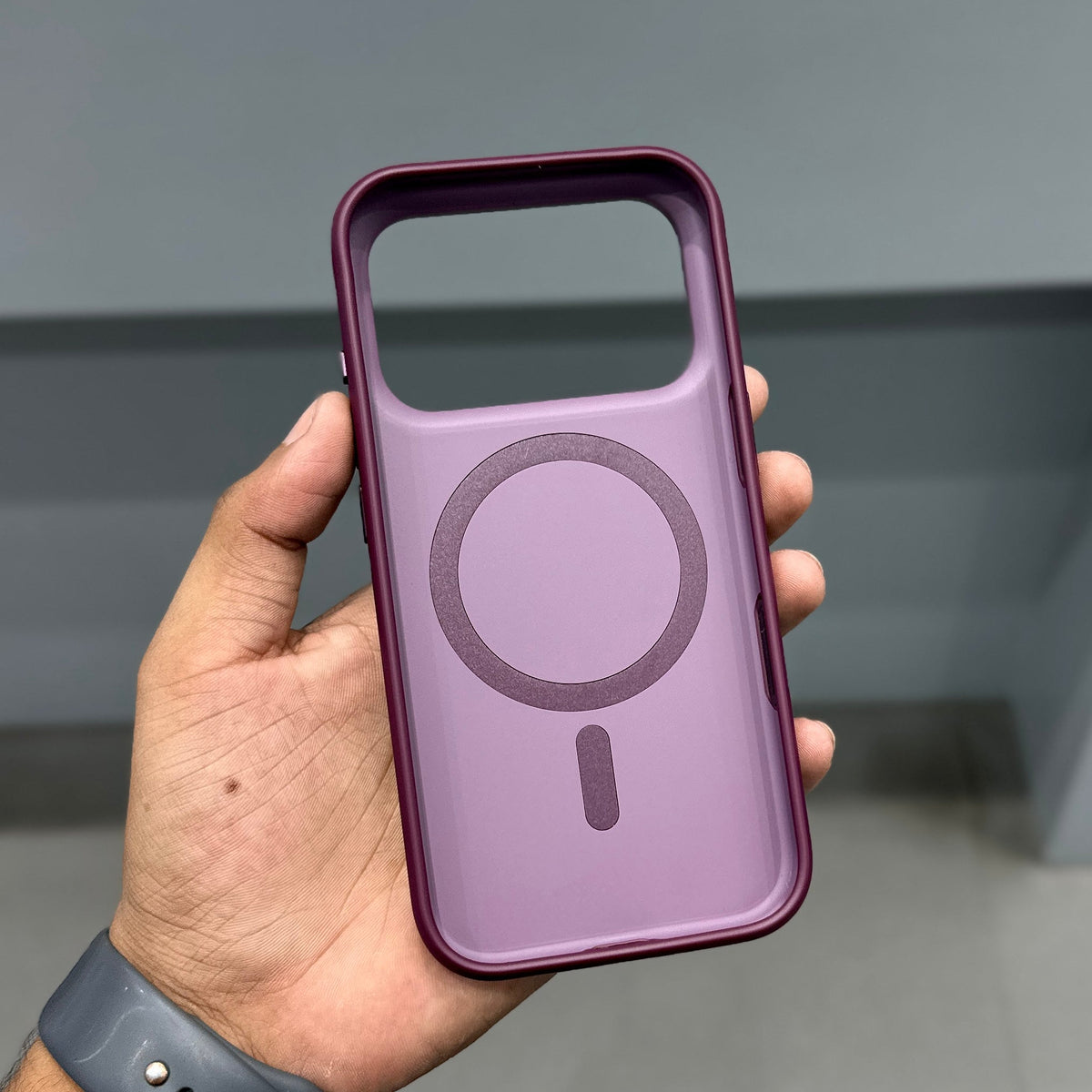 BUCK SUITI DOT CASE - BURGUNDY ( No. 4057 )