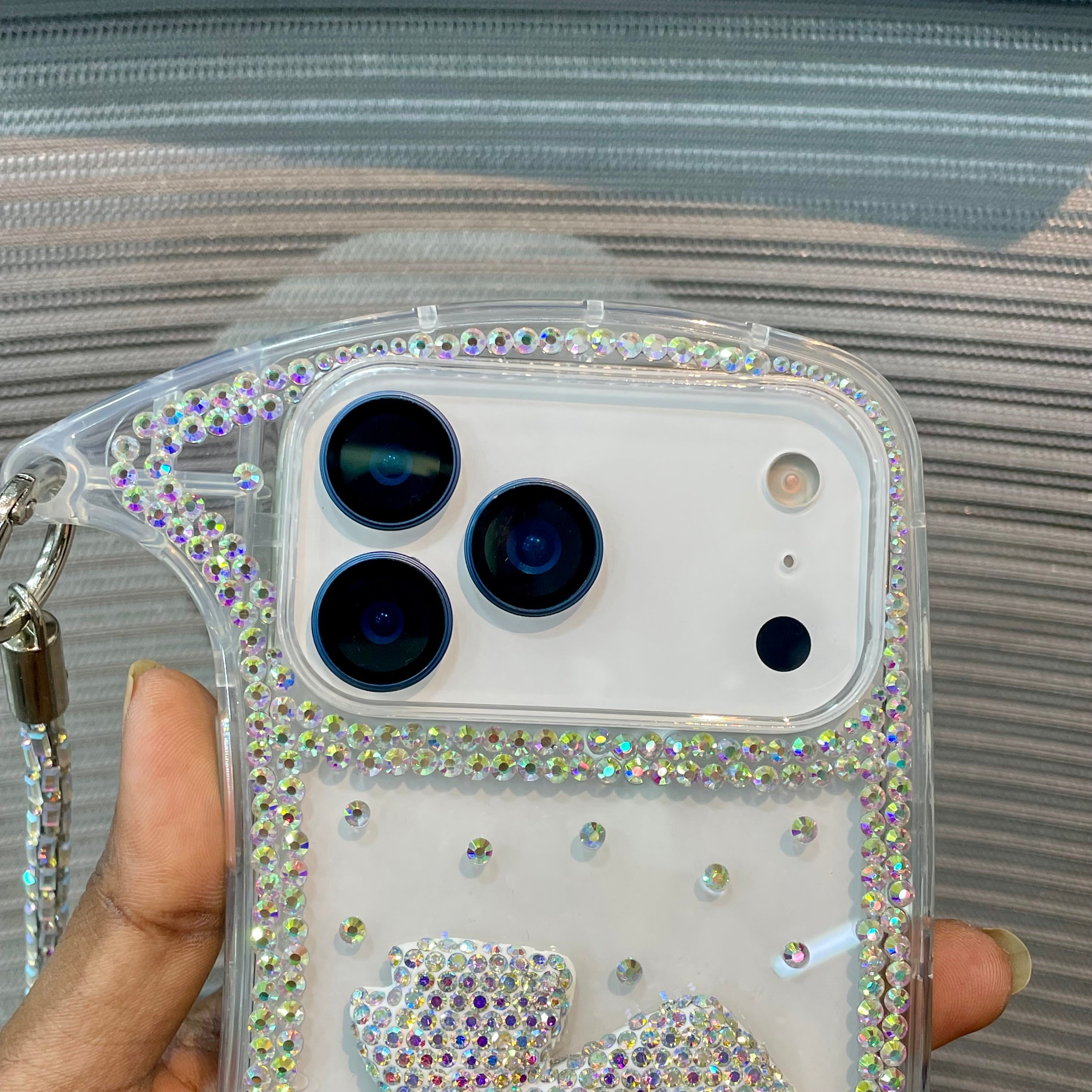 BowLuxe Stone Sling iPhone 17 Series Case