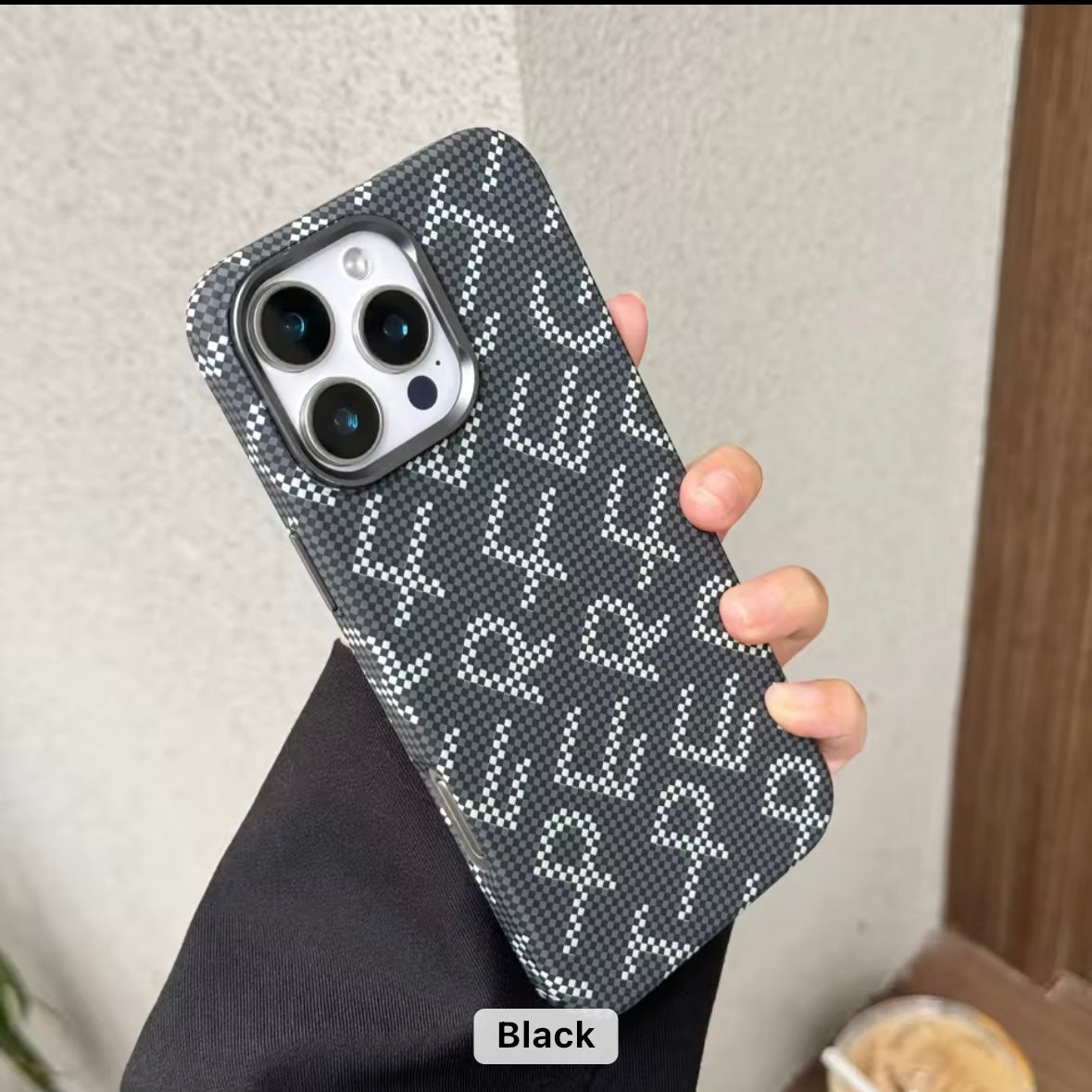 Protective Apple iPhone Back Cover - CarbonVanta iPhone Case - Style 2