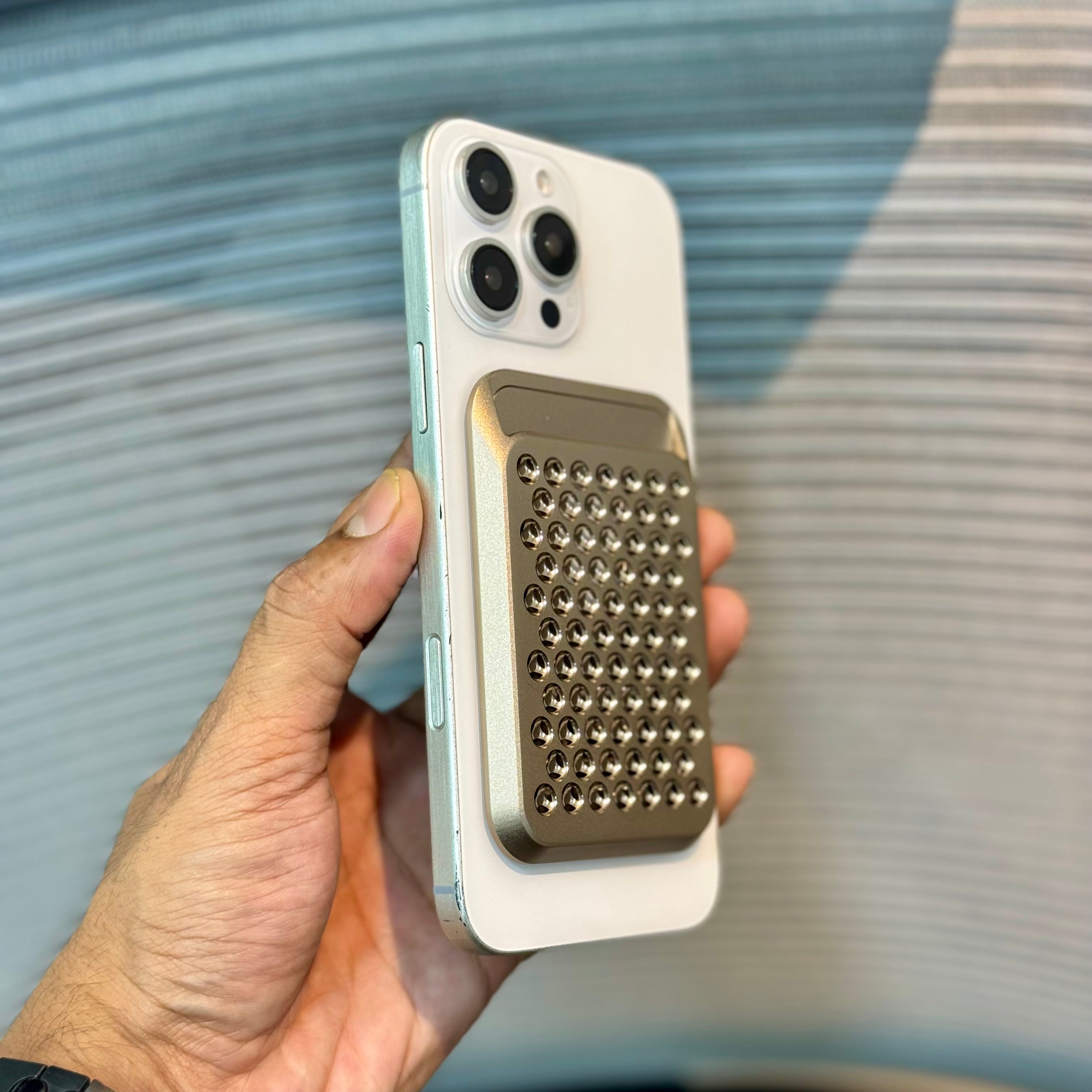 MagPost Alloy Wallet