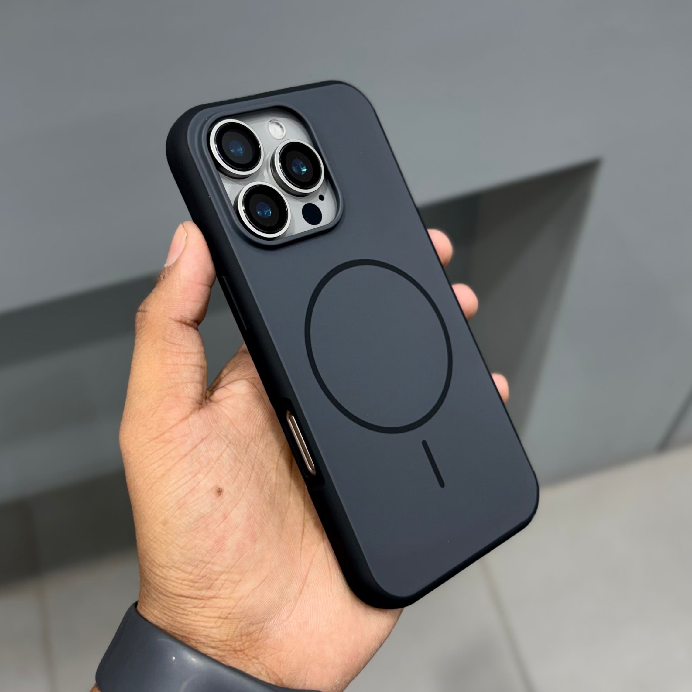 MAGSNAP CASE - BLACK ( No. 2372 )