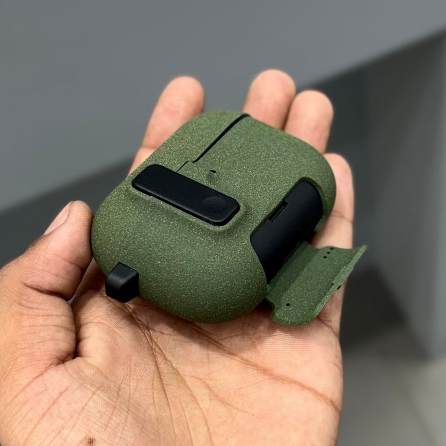 SANDLON AIRPODS CASE - GREEN ( No. 3451 )