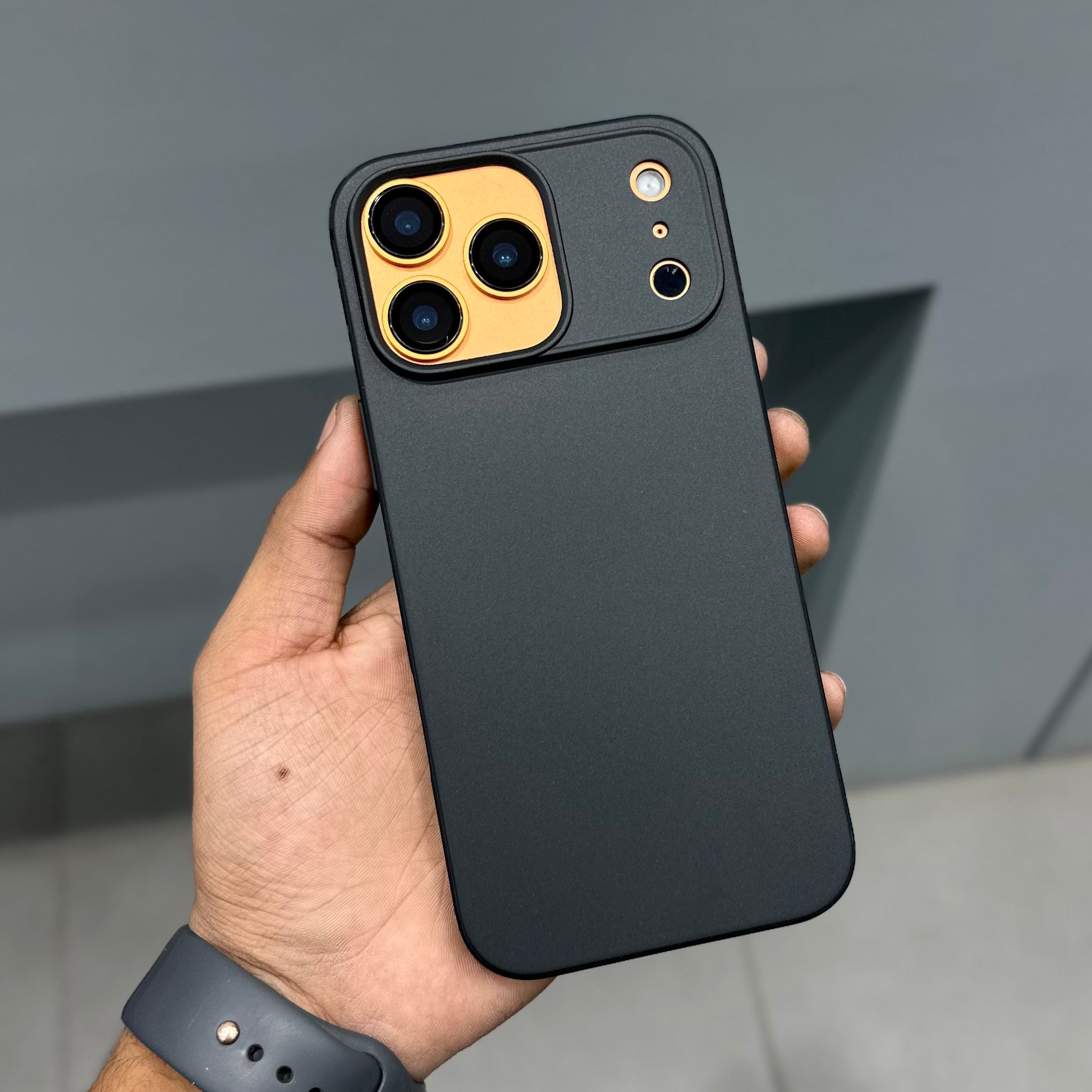 CMA SHADOW MATTE CASE - BLACK ( No. 2911 )