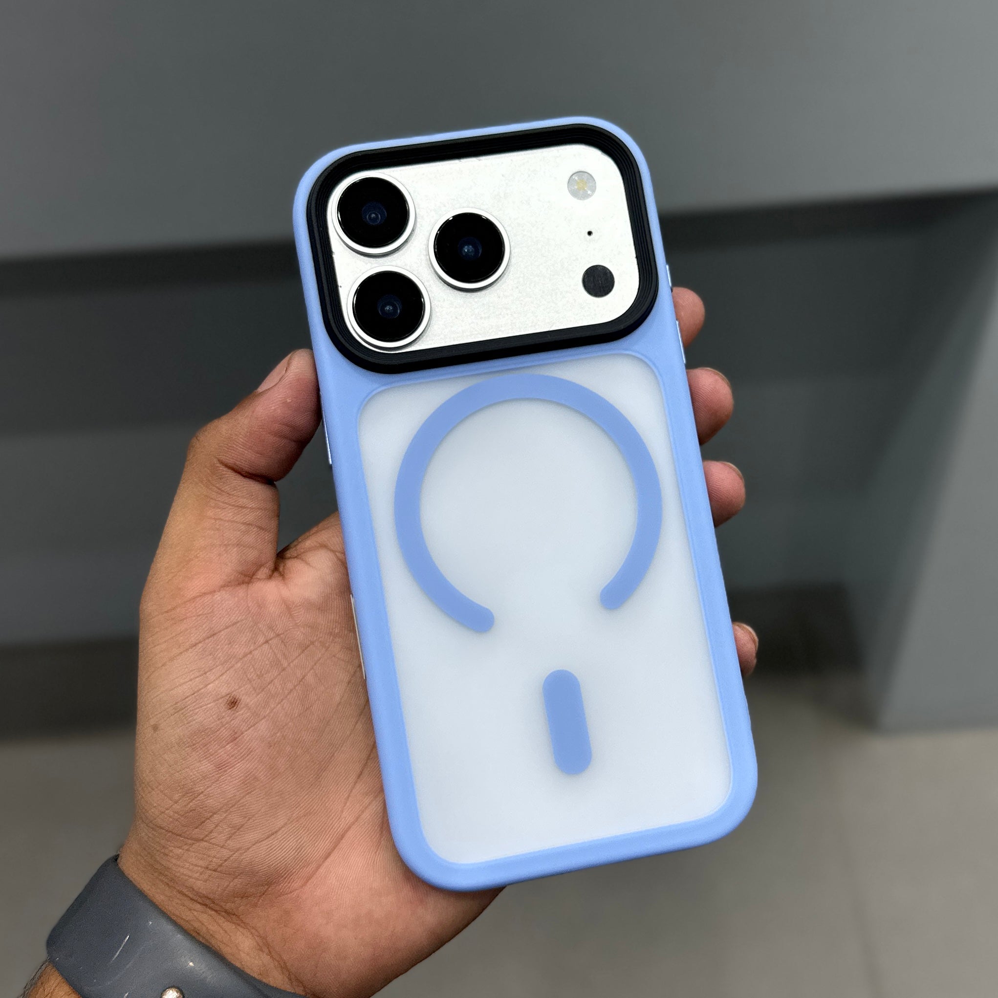NY E CLASS FROSTED MAGSAFE CASE - LAVENDER BLUE ( No. 3830 )