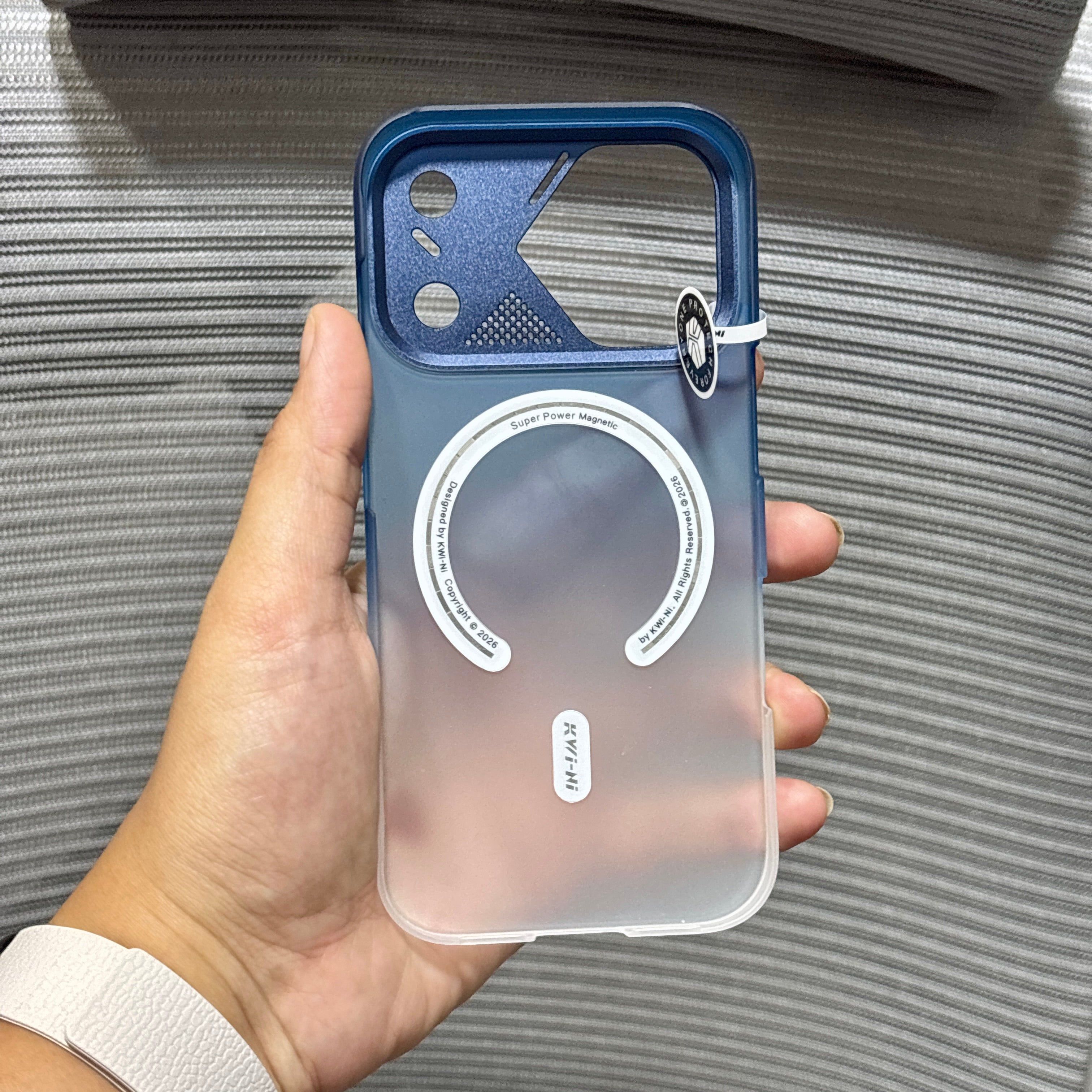 Protective Apple iPhone Back Cover - FrostVent MagSafe iPhone 17 Pro Case - Style 8