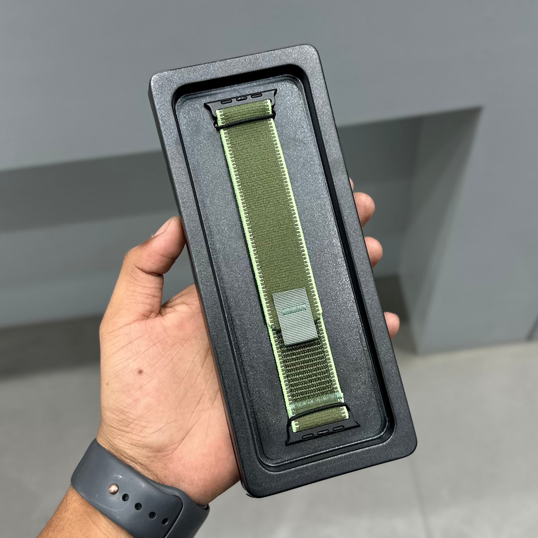 TRI LOOP STRAP - BLACK GREEN ( No. 3330 ) Mobile Case by CoverMeUp