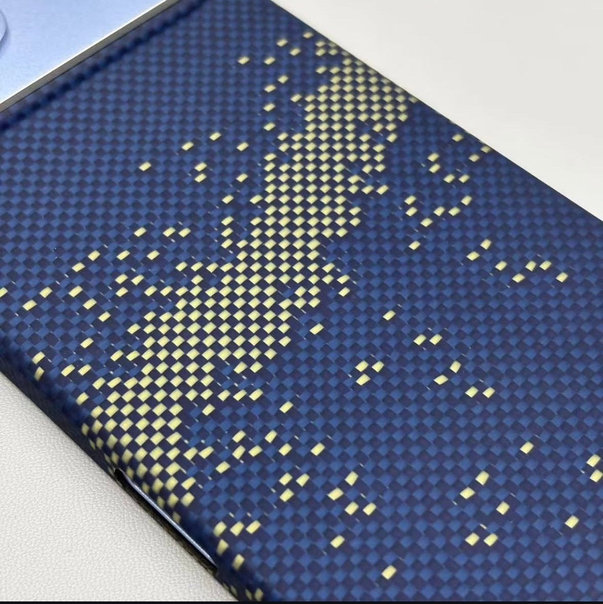 Kwi-Ni Aramid Fiber Carbon Magsafe Case for iPhone