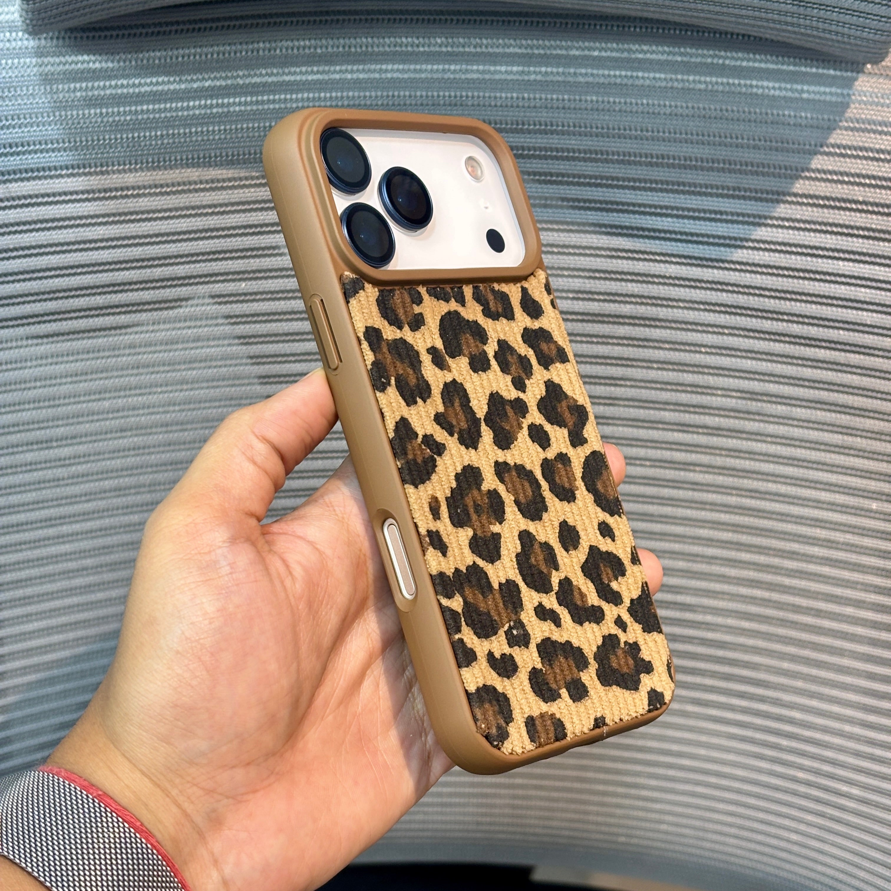 Protective Apple iPhone Back Cover - LuxeProwl Quilted iPhone 17 Case - Style 2