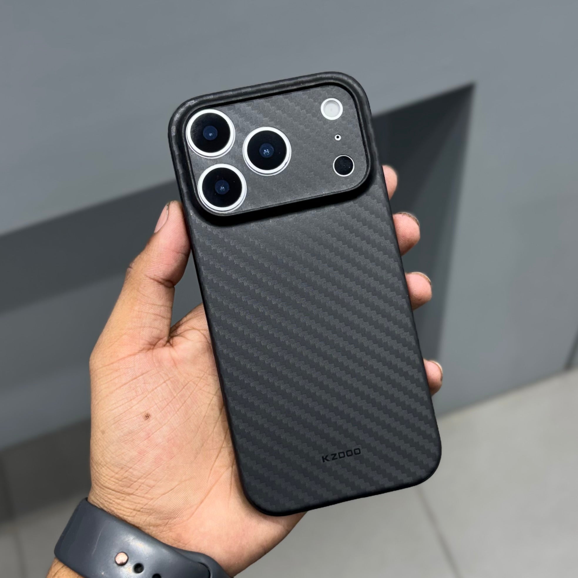 KZDOO AIR SKIN - CARBON BLACK ( No. 2582 ) Mobile Case by CoverMeUp