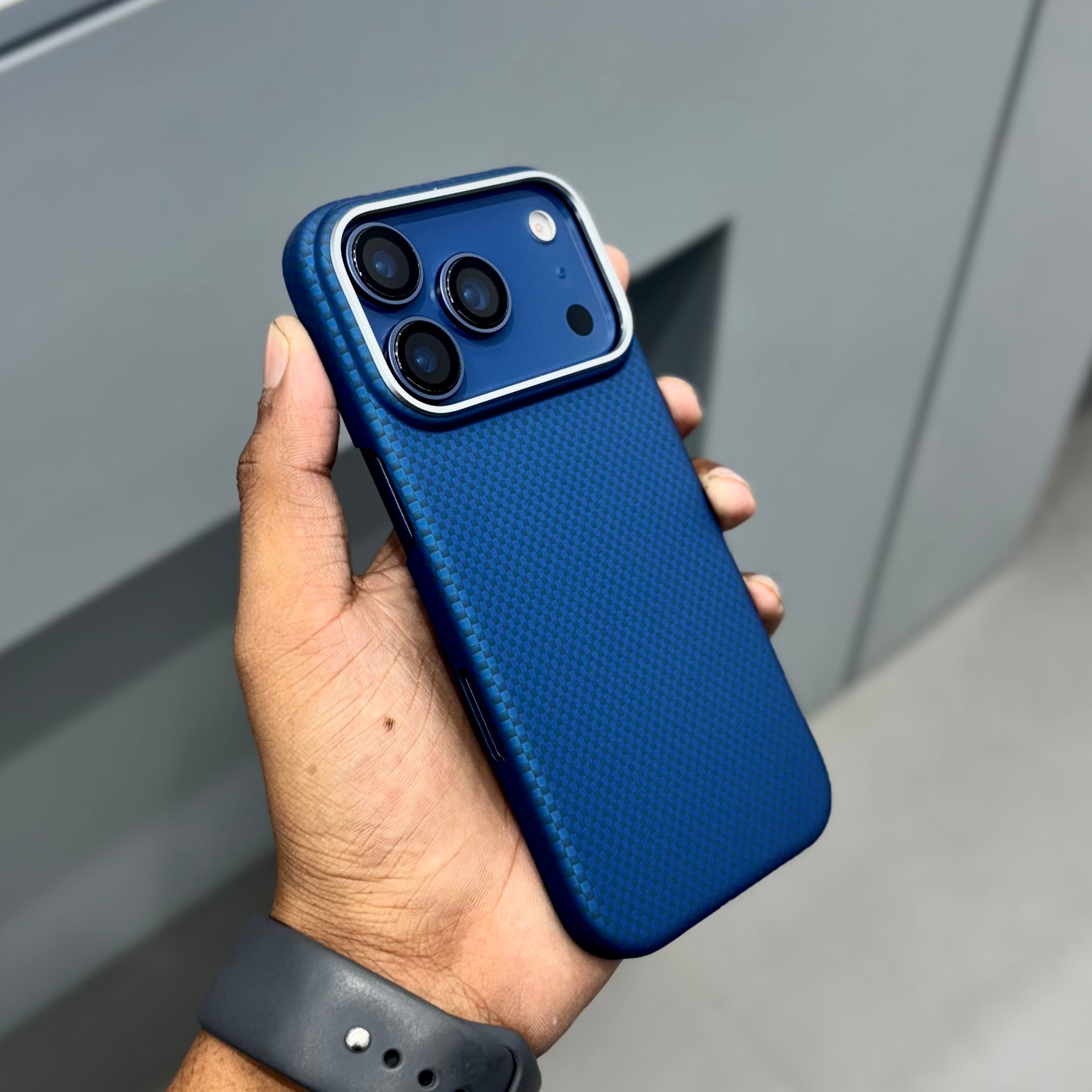 Face Design Carbon Case with Magsafe ( No. 2037 ) 17 Series-Blue Mobile Case by CoverMeUp - Style 2