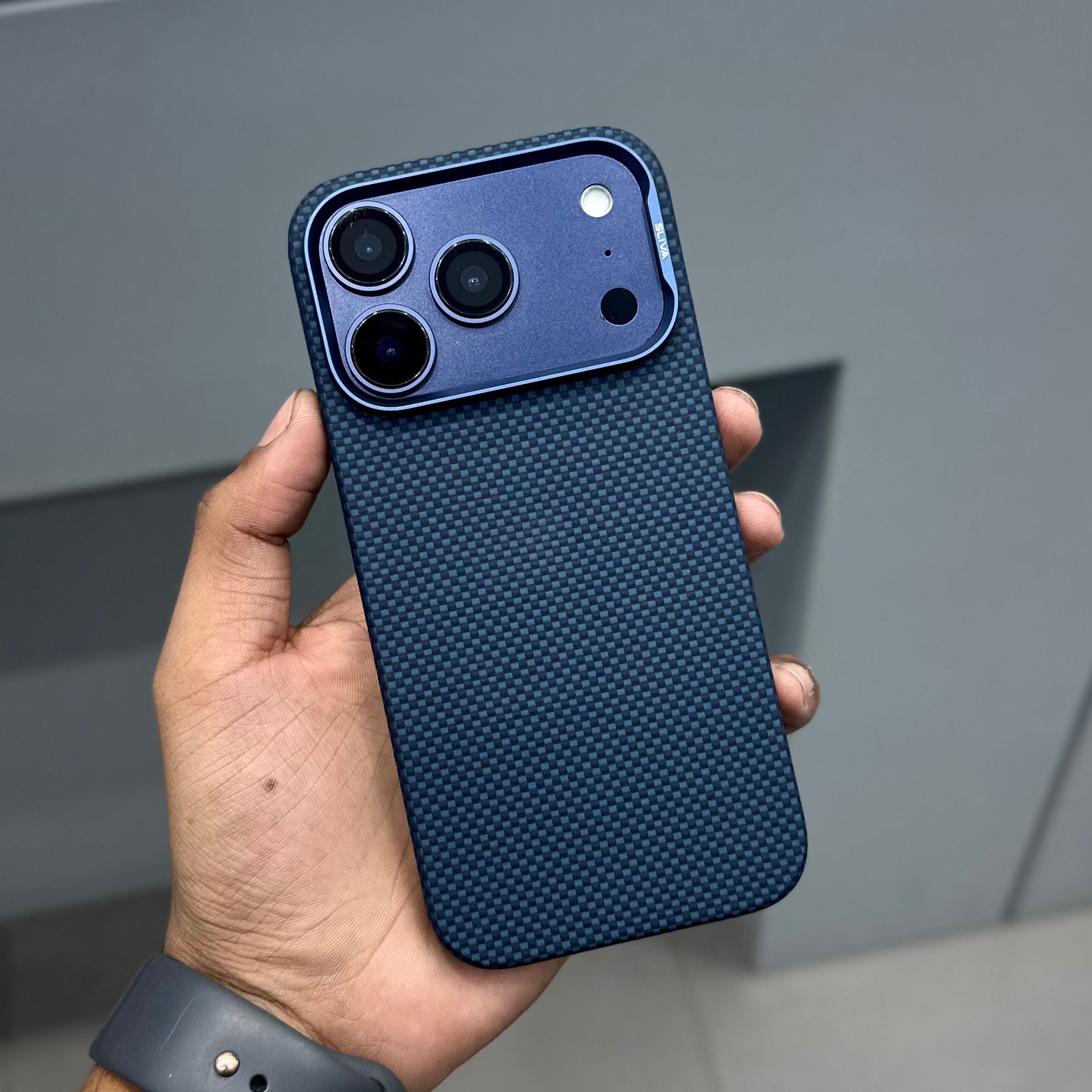 SLIVA REAL CARBON CASE - BLUE ( No. 2522 ) Mobile Case by CoverMeUp