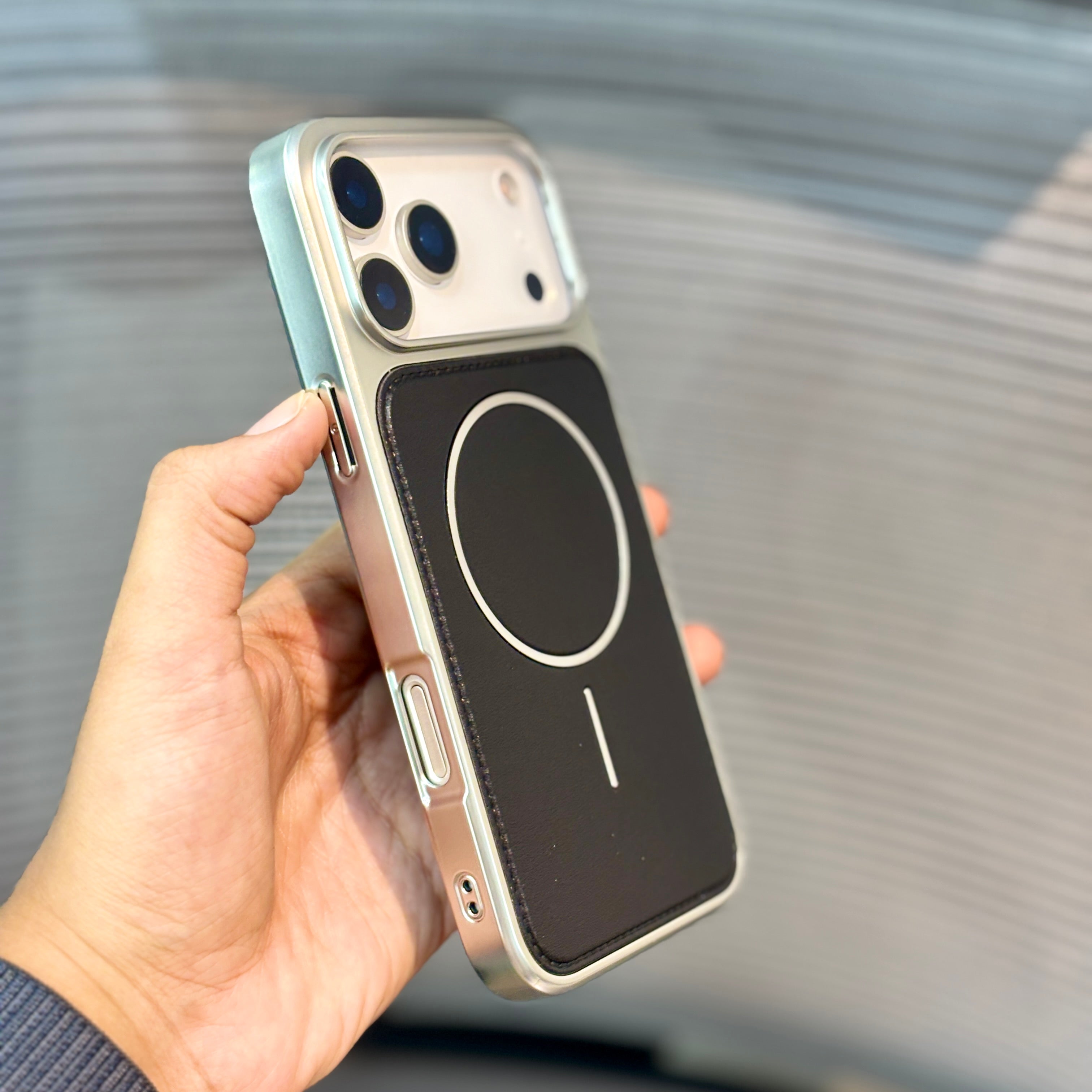 Protective Apple iPhone Back Cover - GrainMag MagSafe iPhone 16 Series Case - Style 2