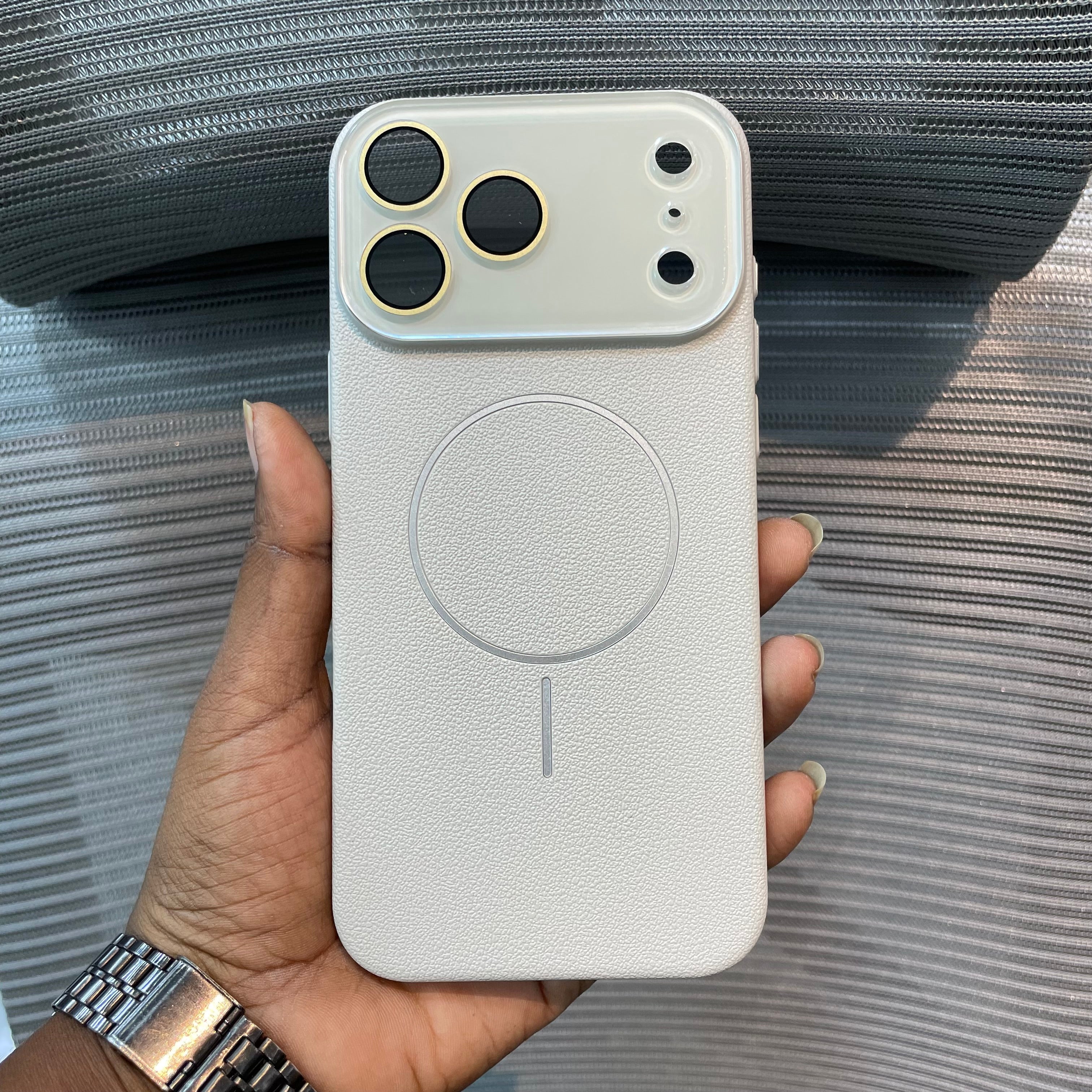 GrainVent MagSafe iPhone 17 Pro Max Case