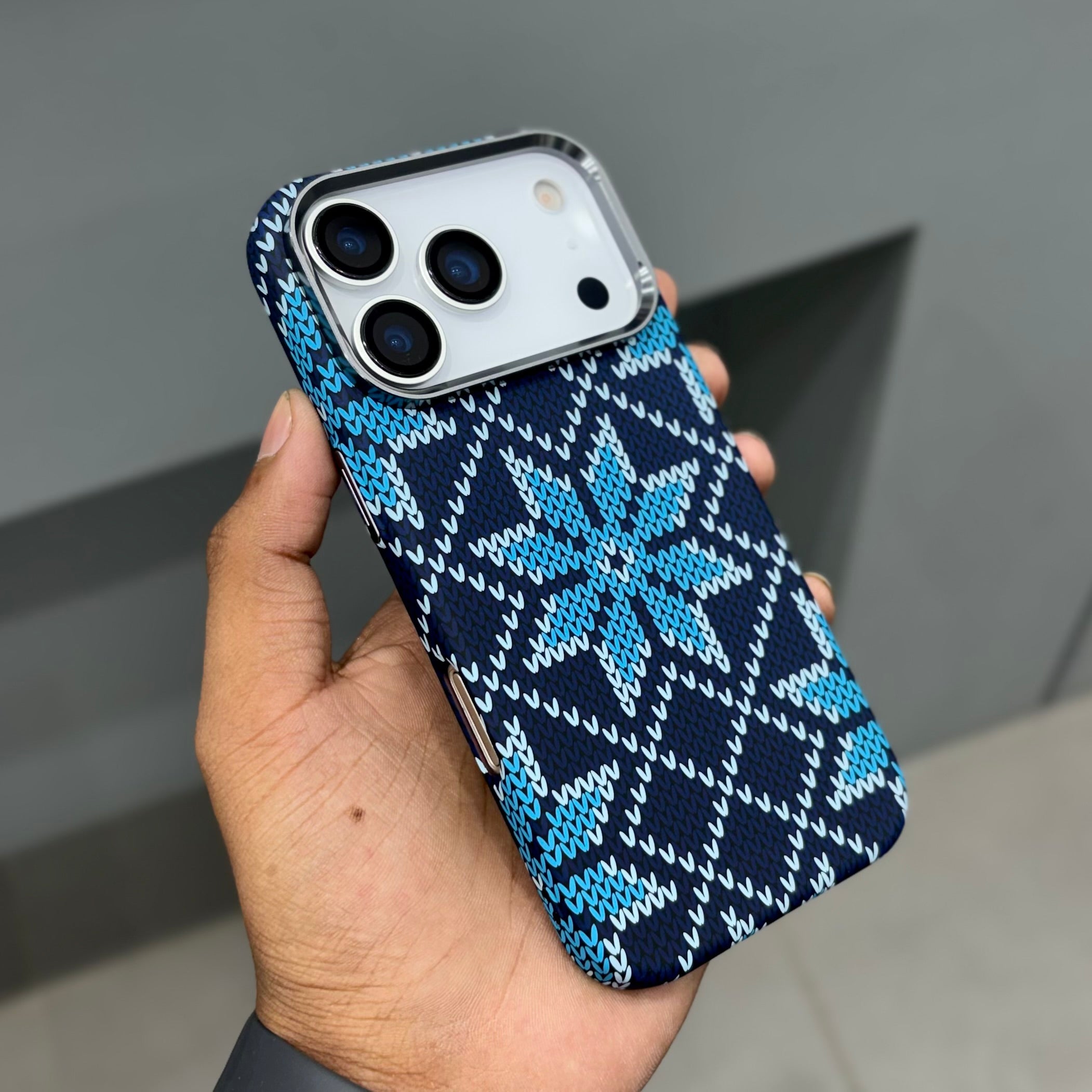 Luxo Blue Flow Magsafe Case ( No. 2179 ) Mobile Case by CoverMeUp - Style 2