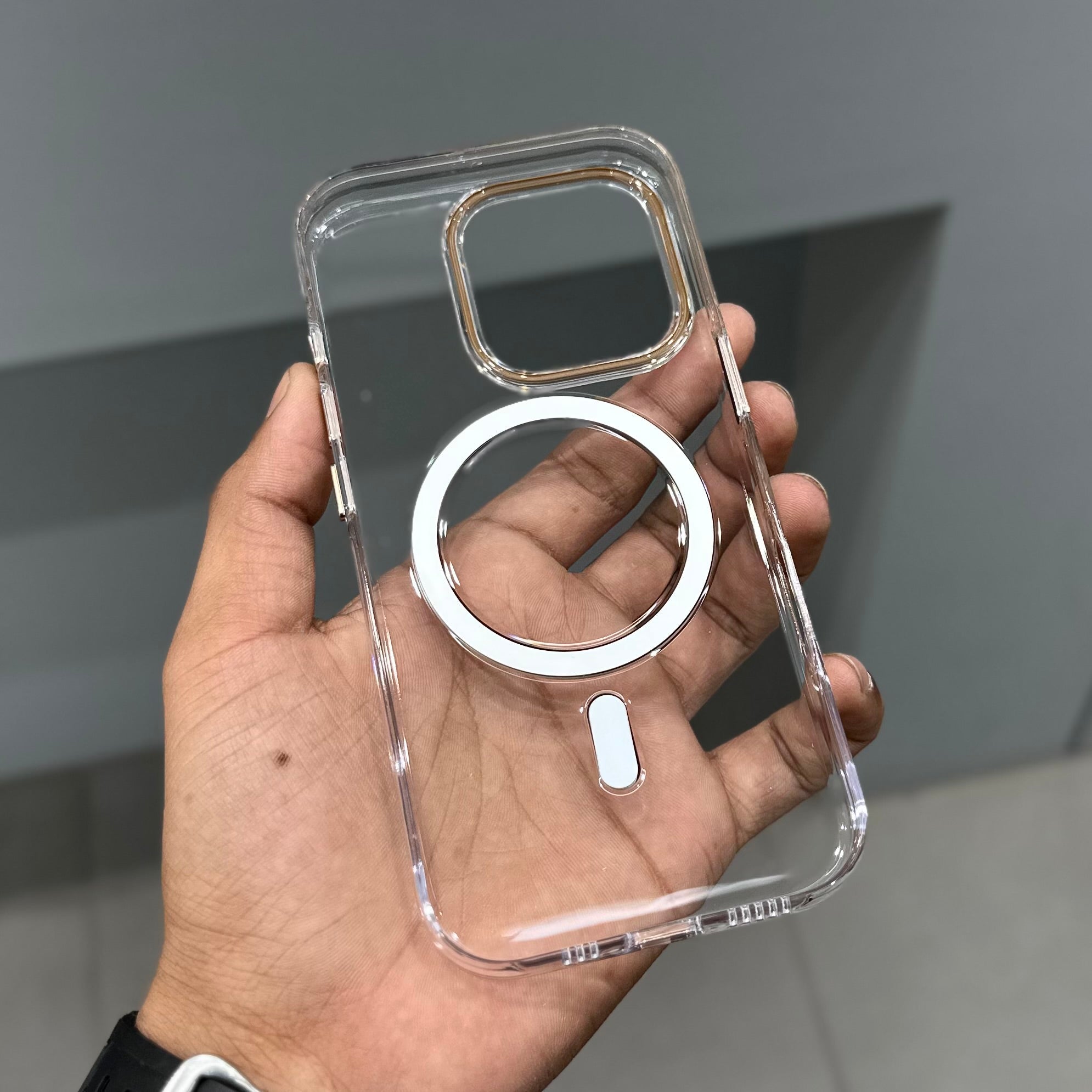 DYNAMIK MAGSAFE CASE - BROWN ( No. 2809 )