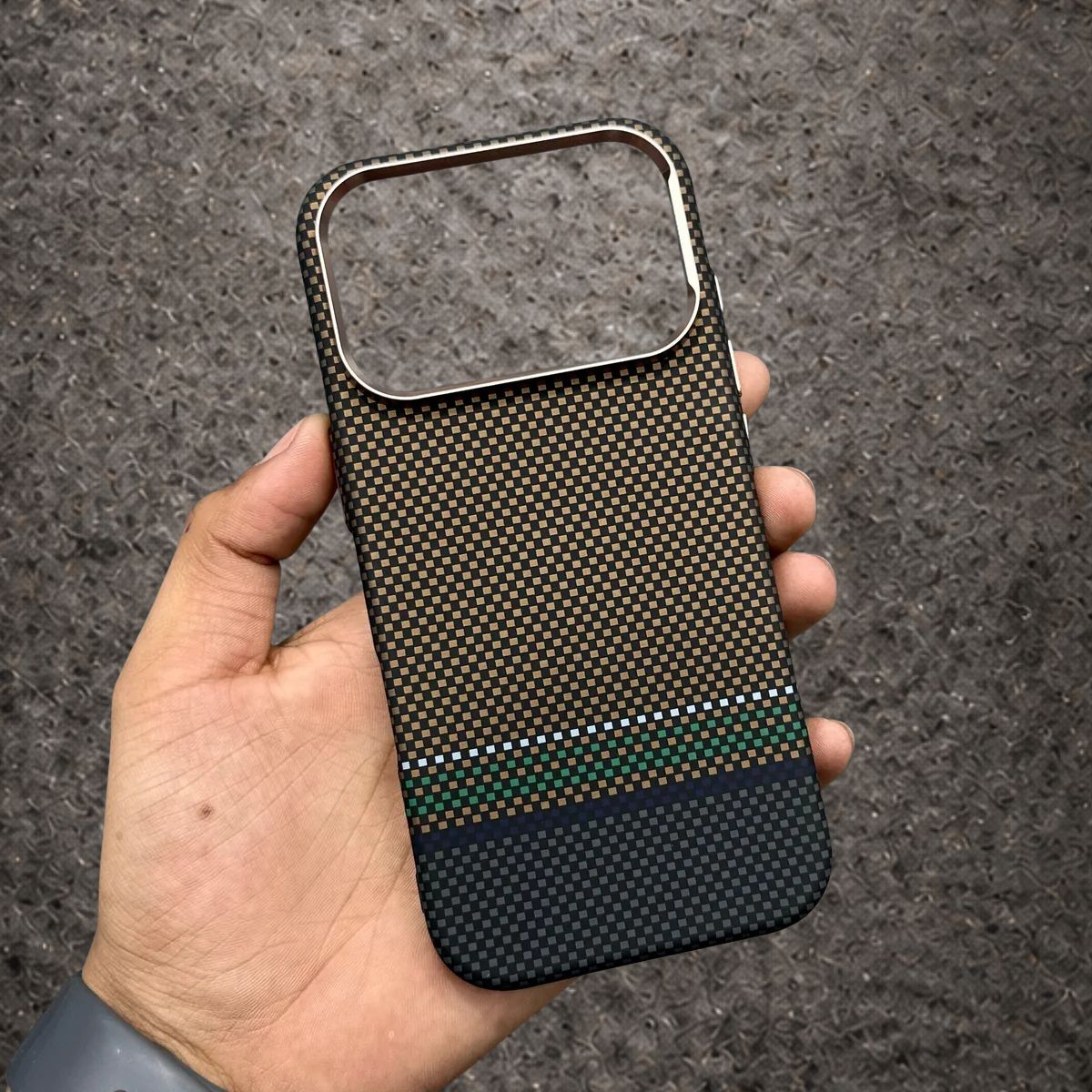 LUXO CARBON MAGSAFE CASE - BOOM BROWN