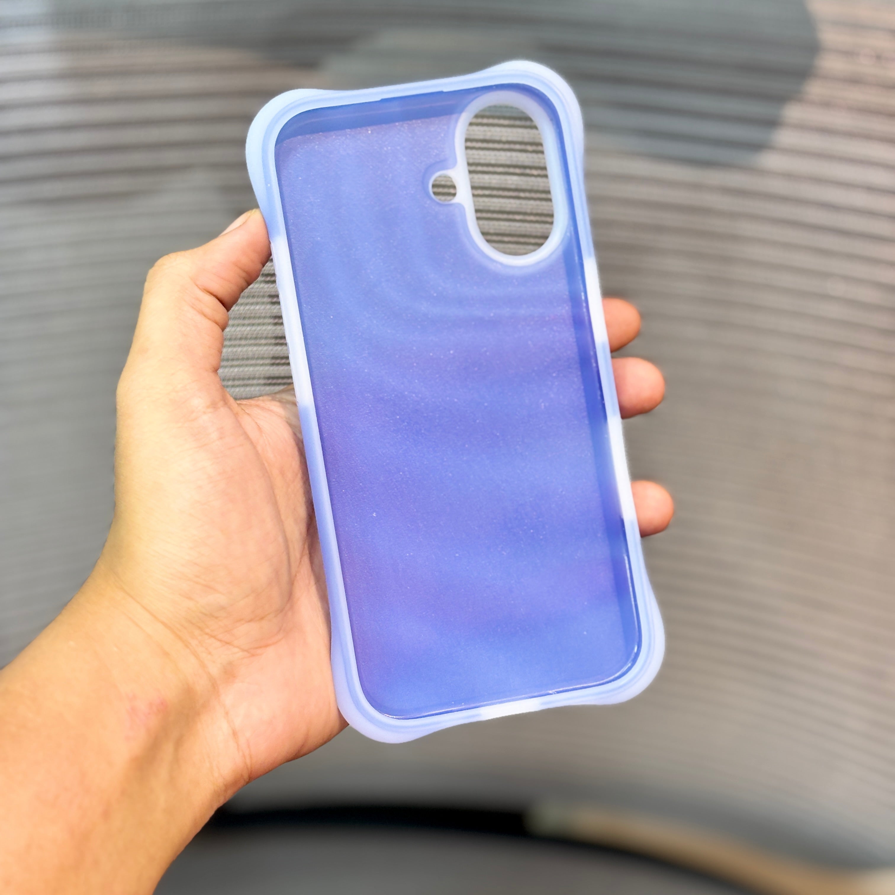 Protective Apple iPhone Back Cover - WaveLuxe iPhone 16 Series Case - Style 15