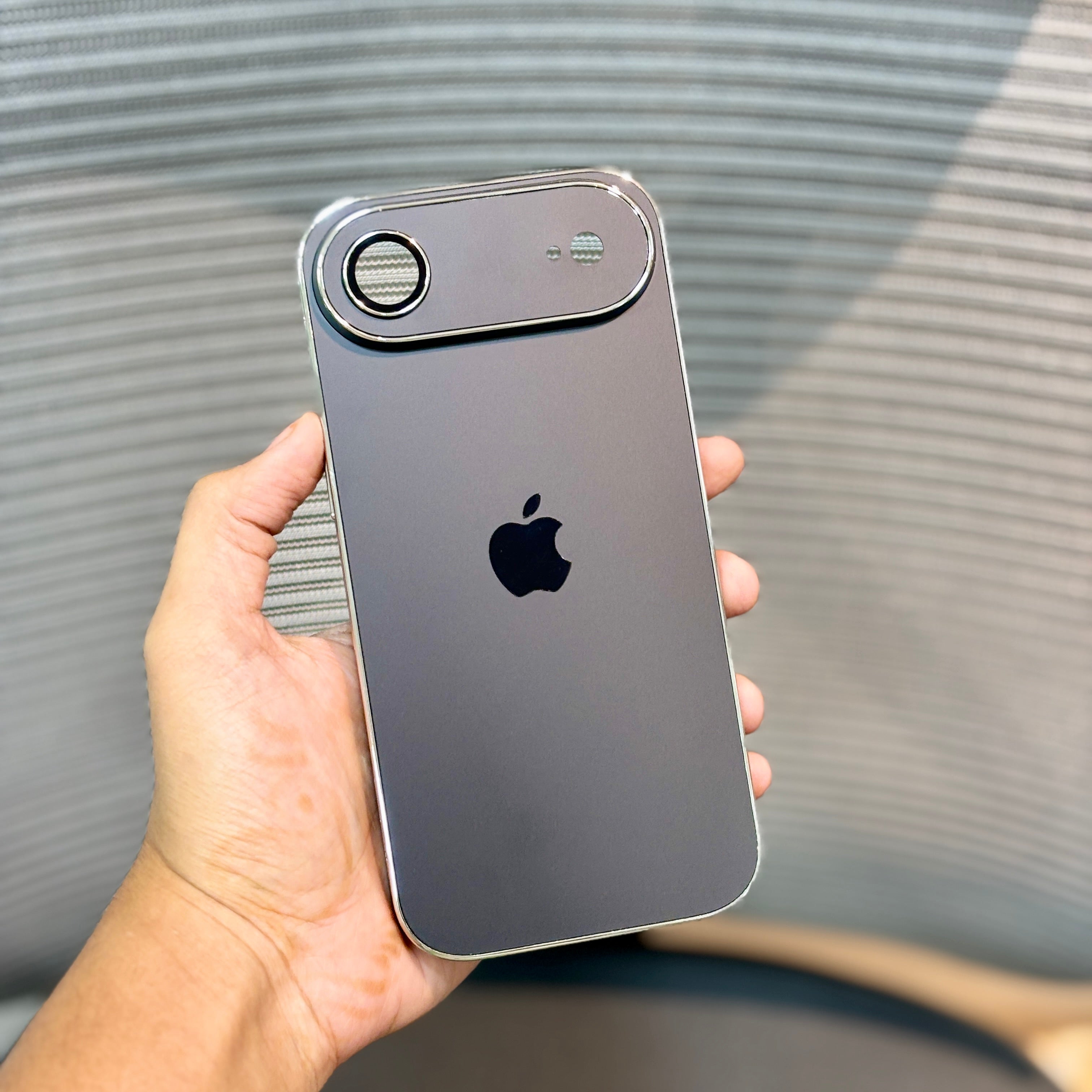 Protective Apple iPhone Back Cover - SilverLine iPhone 16 Pro Max Case