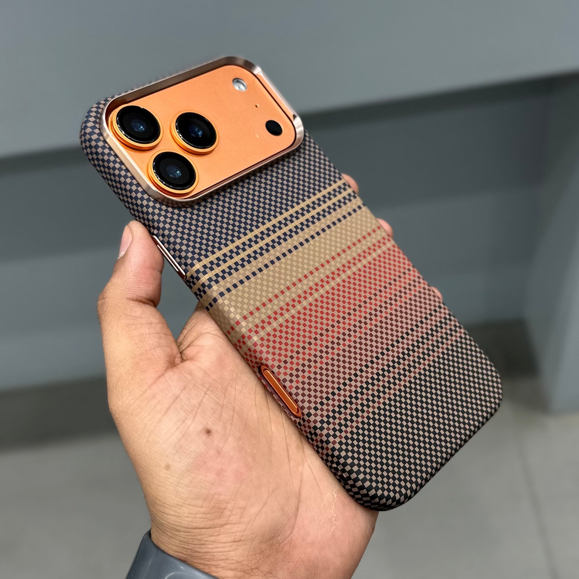 LUXO MAGSAFE CASE - BROWN CHECK ( No. 3583 )