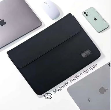 MetroFlip Magnetic Laptop Sleeve
