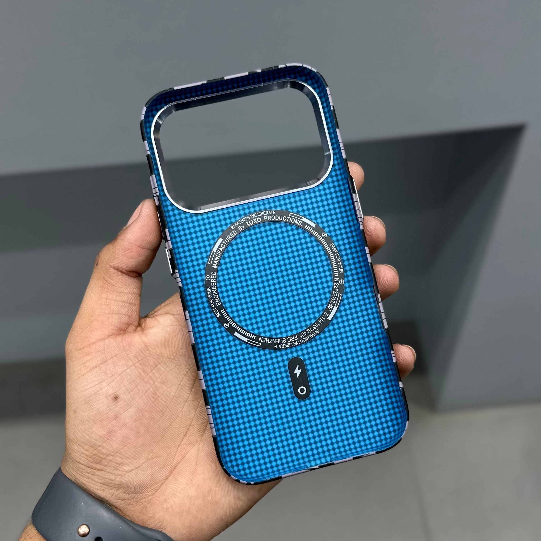 LUXO CARBON CASE-ILLUSION BLACK ( No. 3161 )