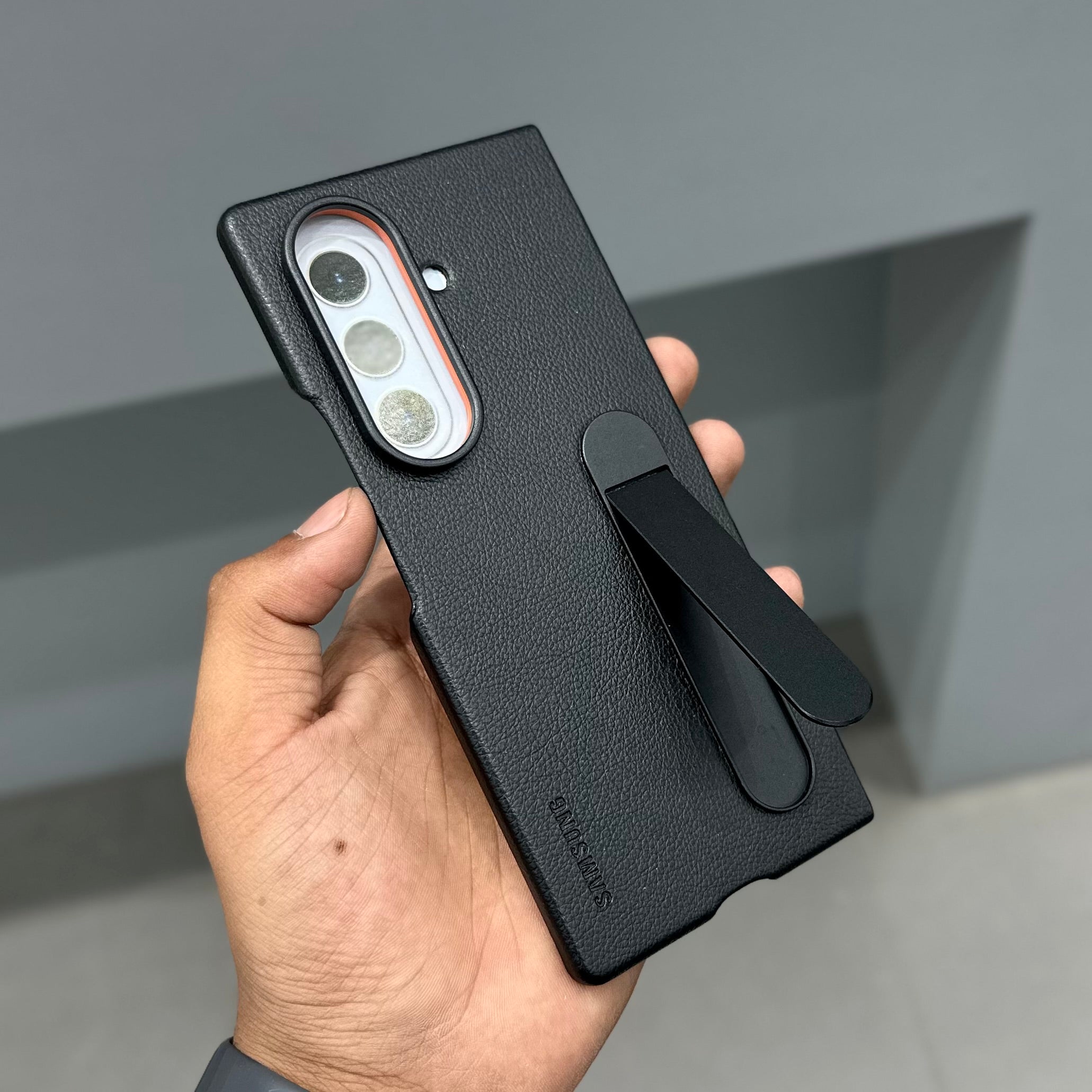 HONIK CASE WITH STAND SAM - BLACK ( No. 3358 ) Mobile Case by CoverMeUp - Style 3