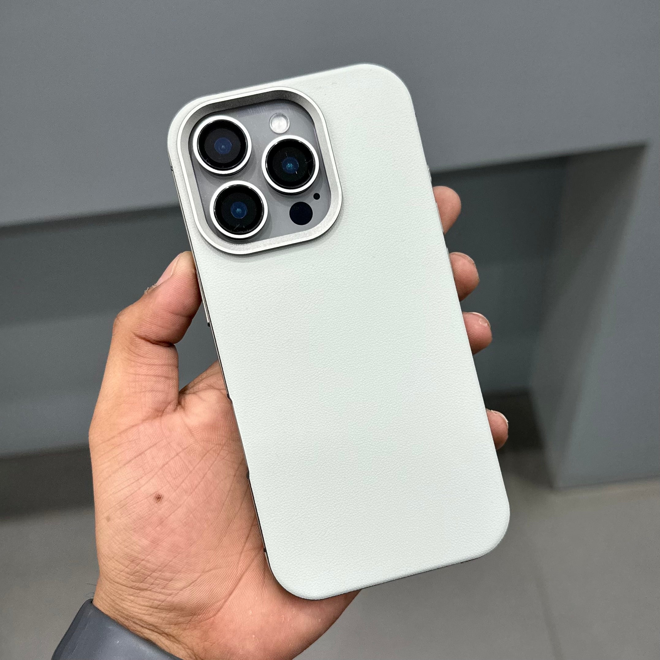 DYNAMYK METAL LD CASE - GREY ( No. 3632 )