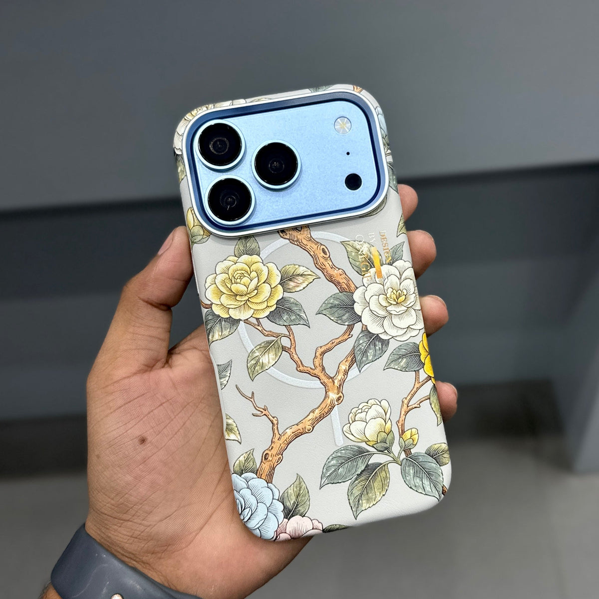 One GIF Floral Empress Edition MagSafe Case for iPhone 18 Series - grey
