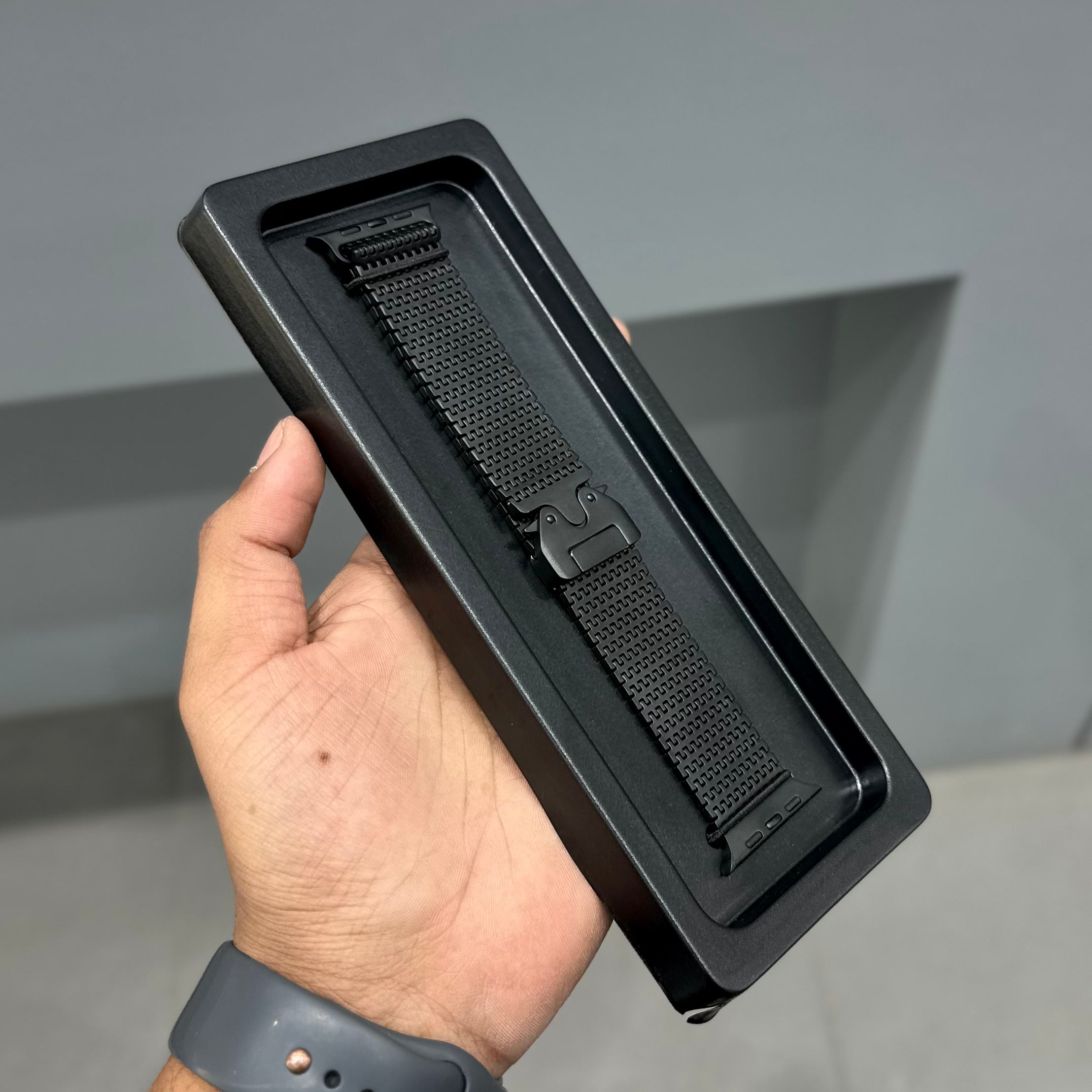 MA LOOP STRAP - BLACK ( No. 3326 ) Mobile Case by CoverMeUp - Style 2