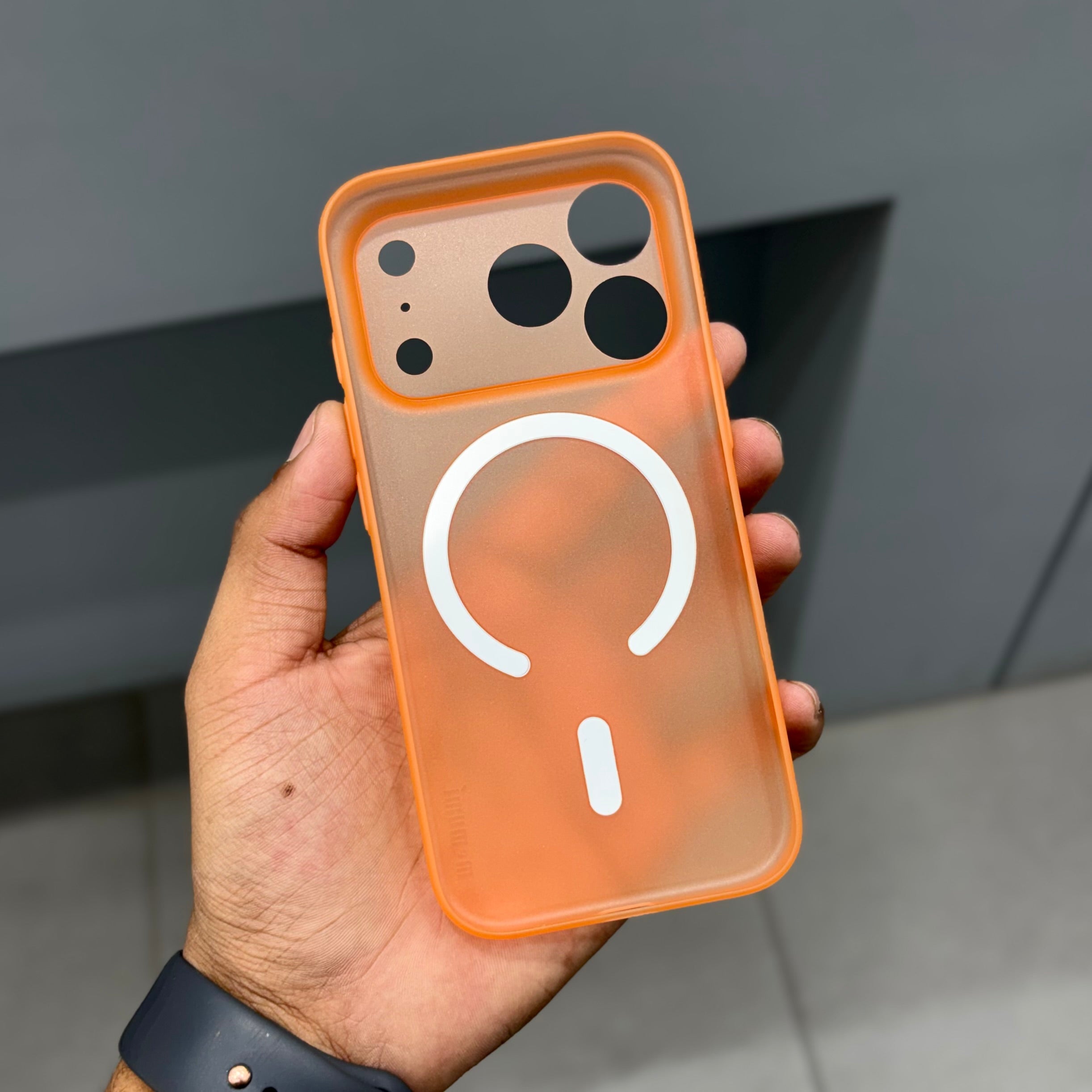 MEMUMI ULTRA THIN MAGSAFE CASE - ORANGE ( No. 2509 )