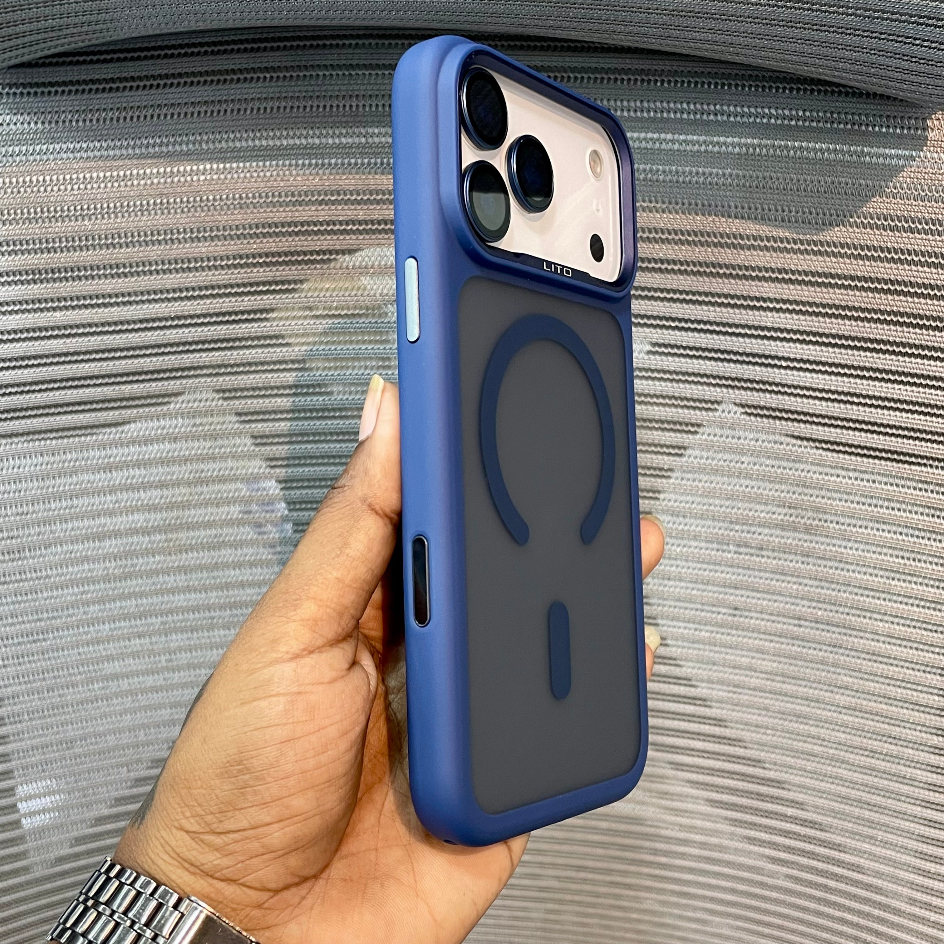 EdgeTint MagSafe iPhone 17 Pro Max Case
