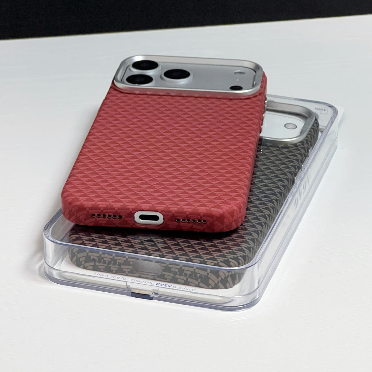 KVZV TRIANGLE PATTERN CARBON CASE FOR IPHONE